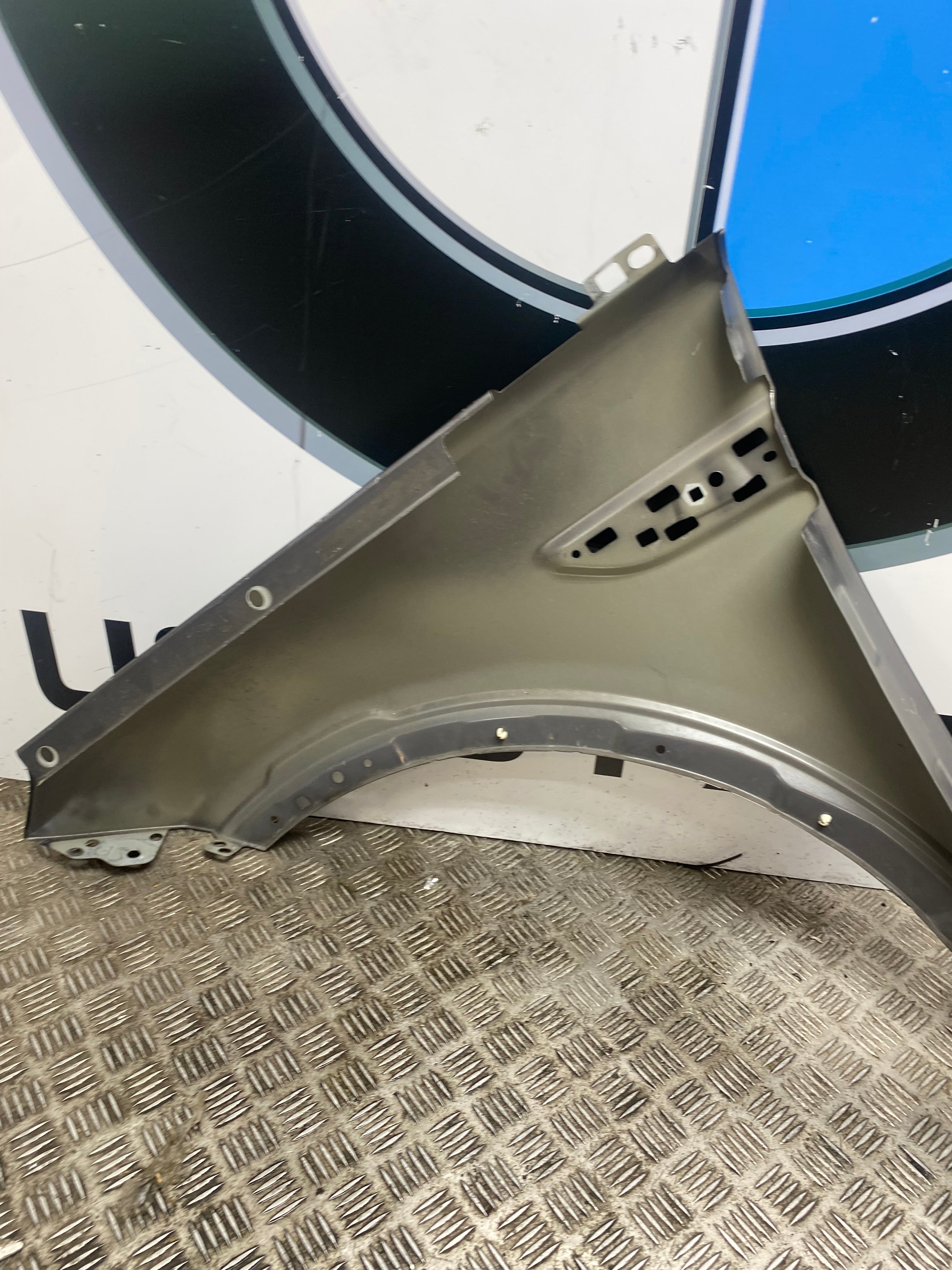 Land Rover Discovery Sport Right Driver Side Front Wing Fender 2020–Present