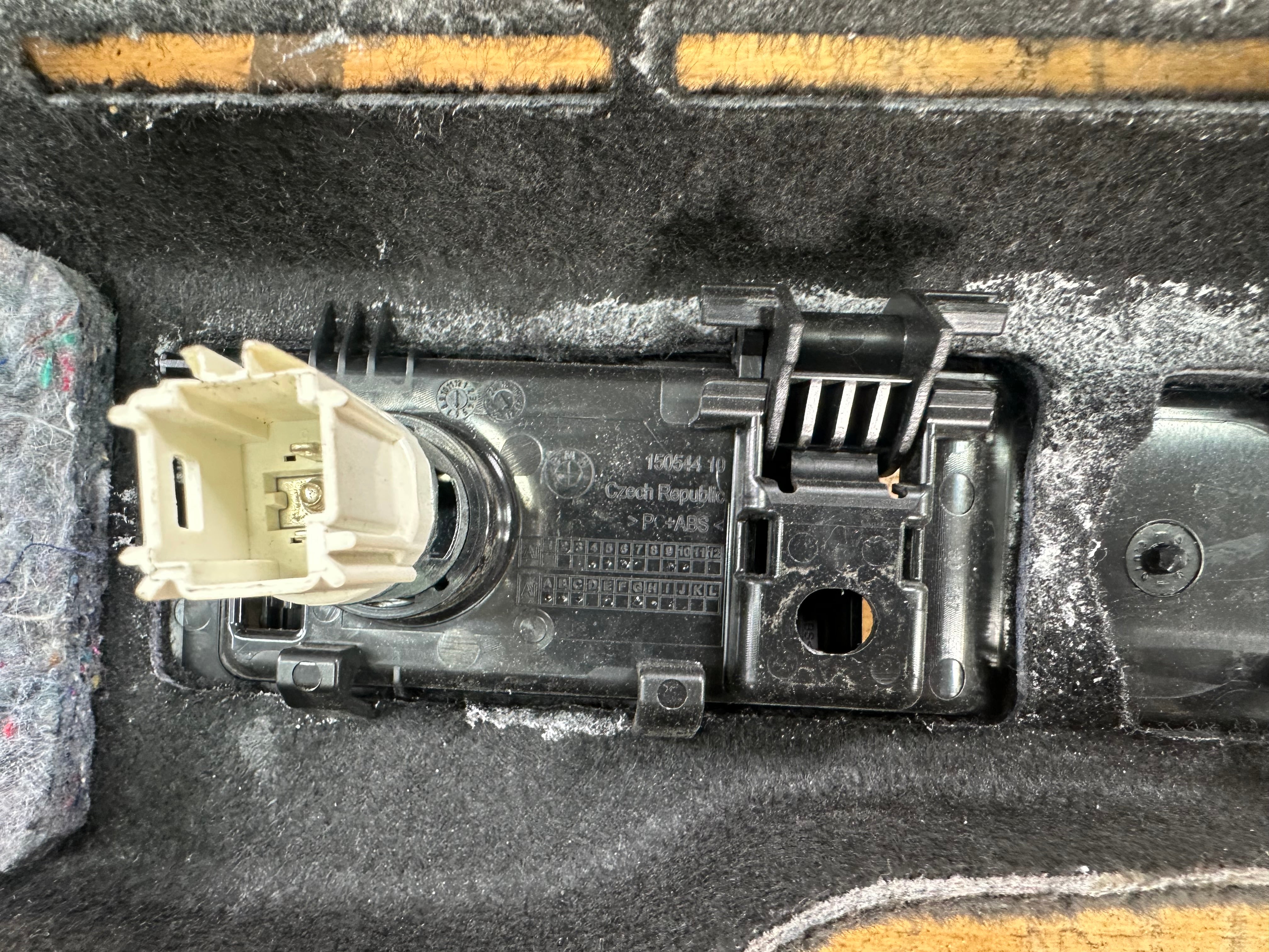 BMW 3 Series G21 330e 2022 Trunk Trim Right Side (7940936)