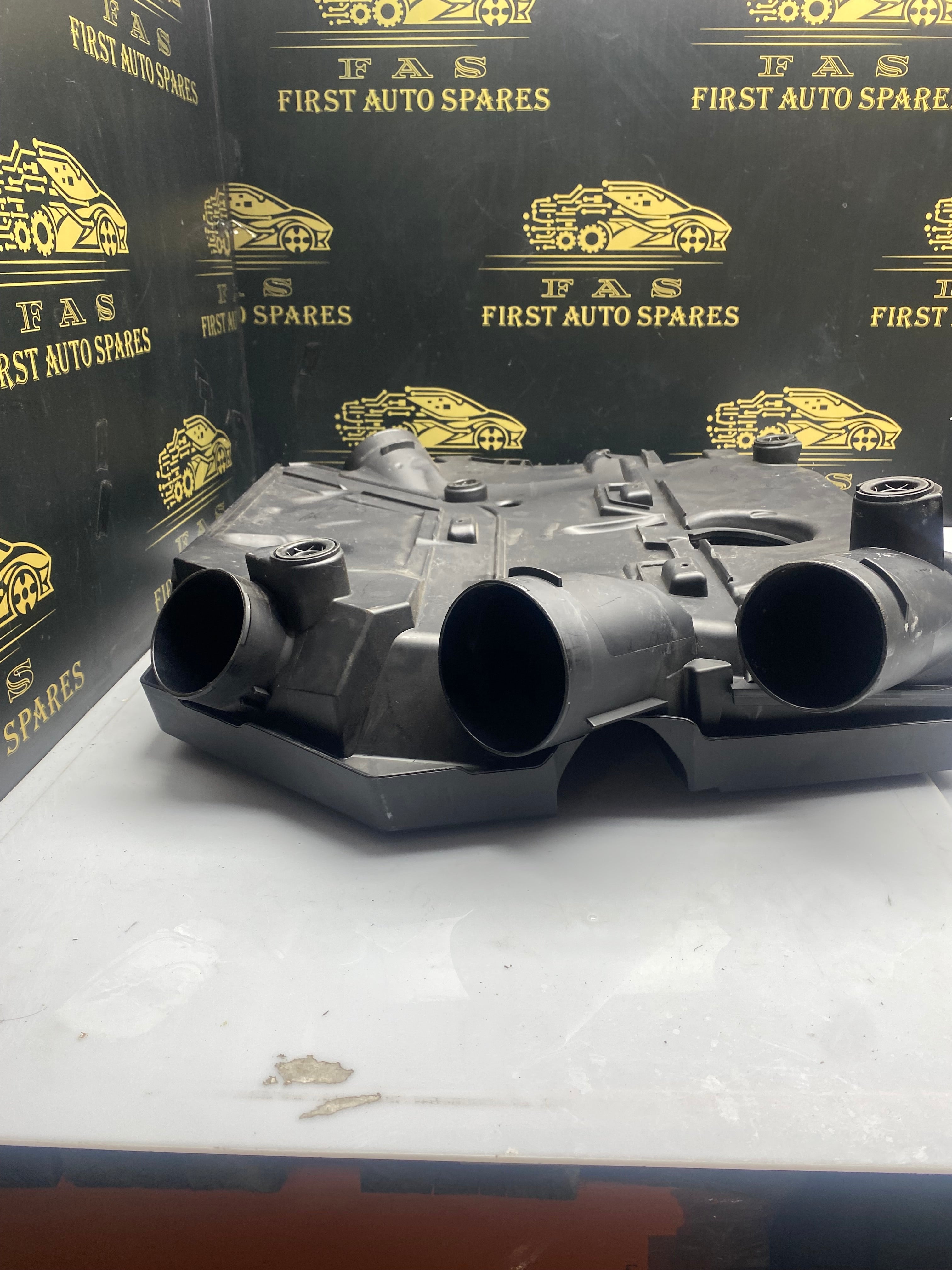 BMW X3 G01 / X3 M F97 Air Filter / Intake Silencer (13718053367) – 2017–Present