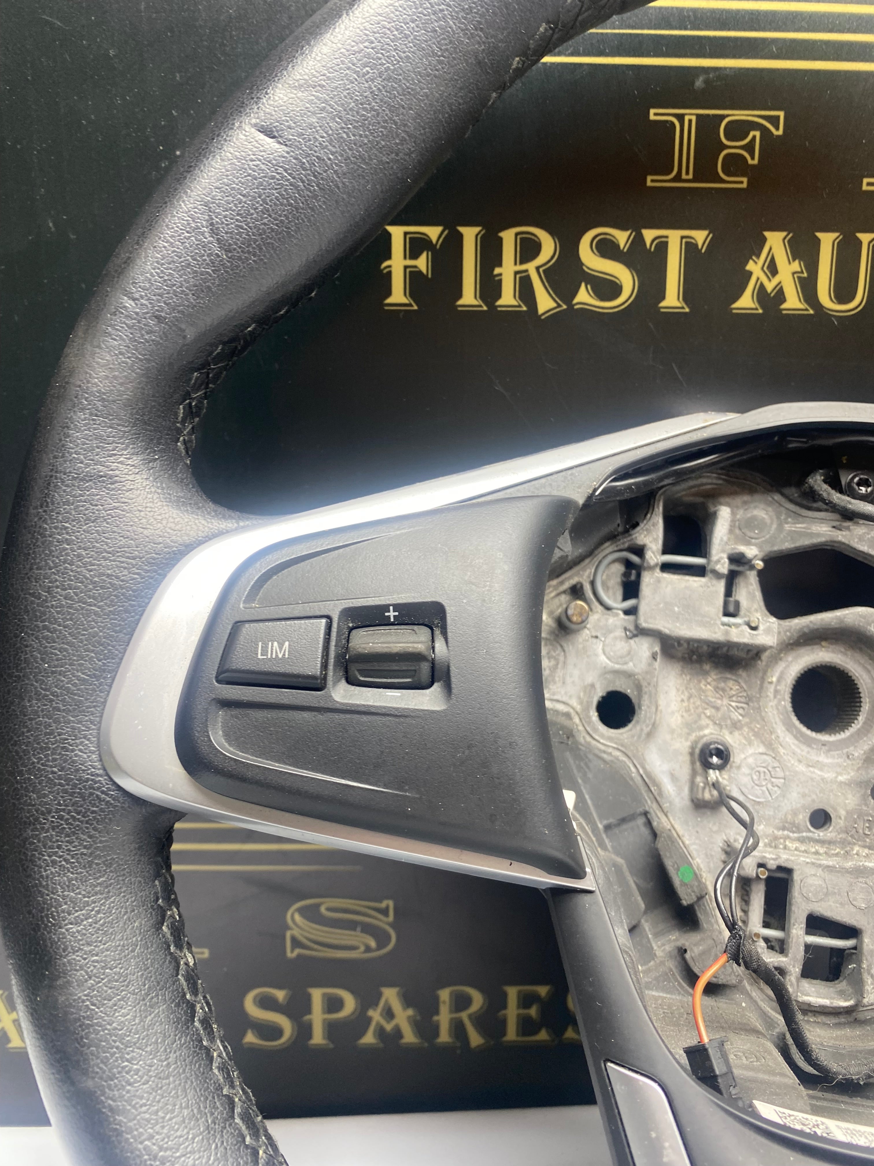 BMW X1 F48 Multifunction Steering Wheel – 2015–2022 (308626499AWX-AD)