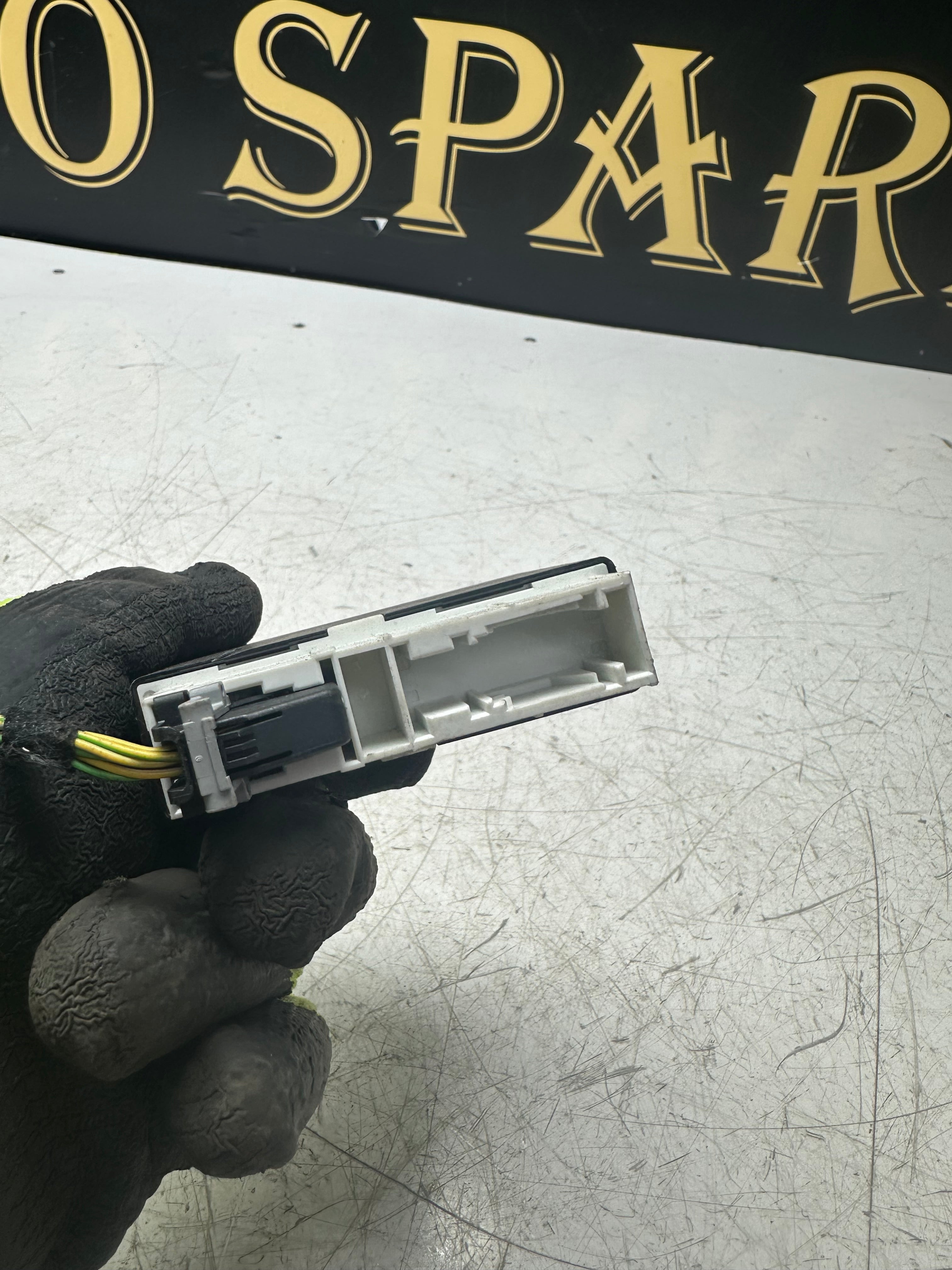 BMW Parking Distance Control (PDC) Module ECU 7938196 – 2013–2022