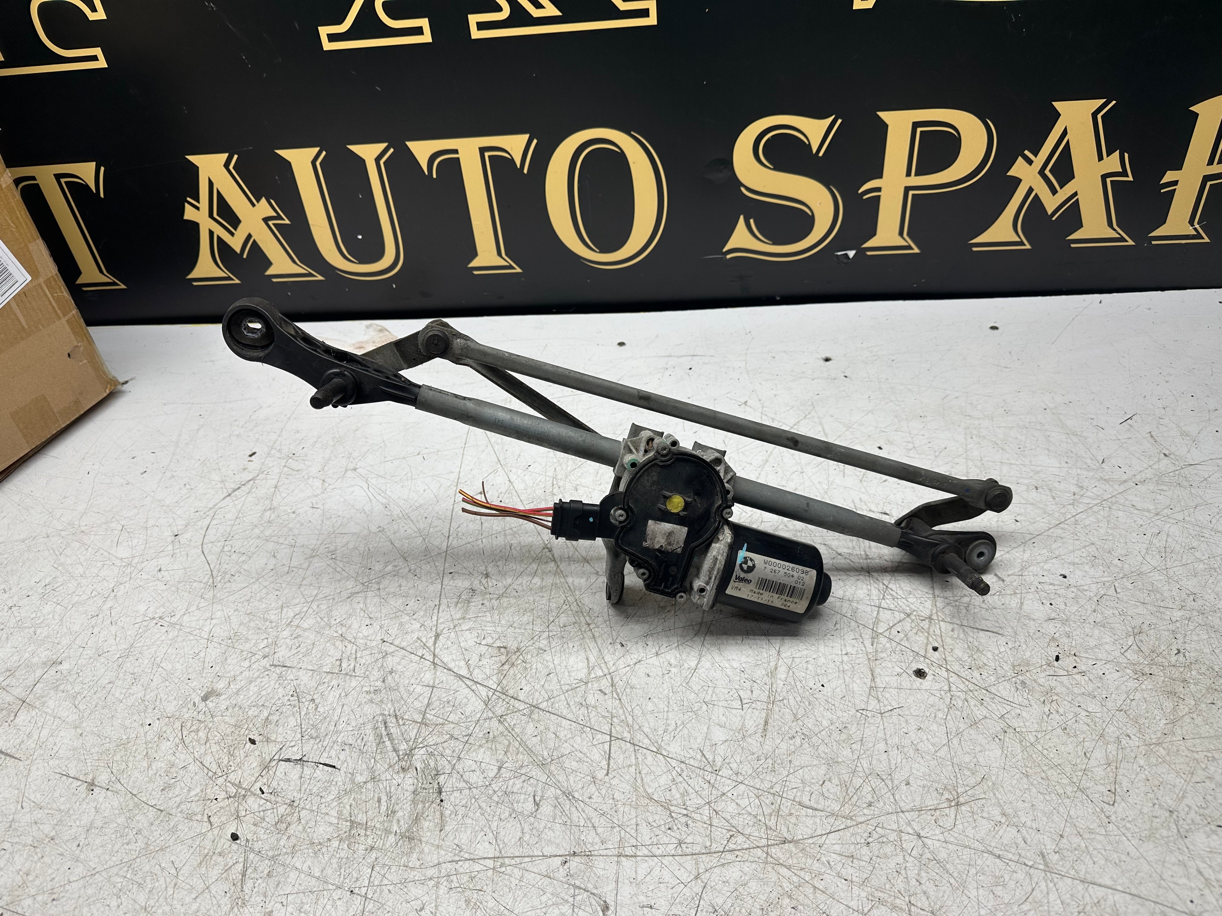 BMW 1 Series F20 Front Wiper Motor & Linkage (7267504 02) (W000026098)