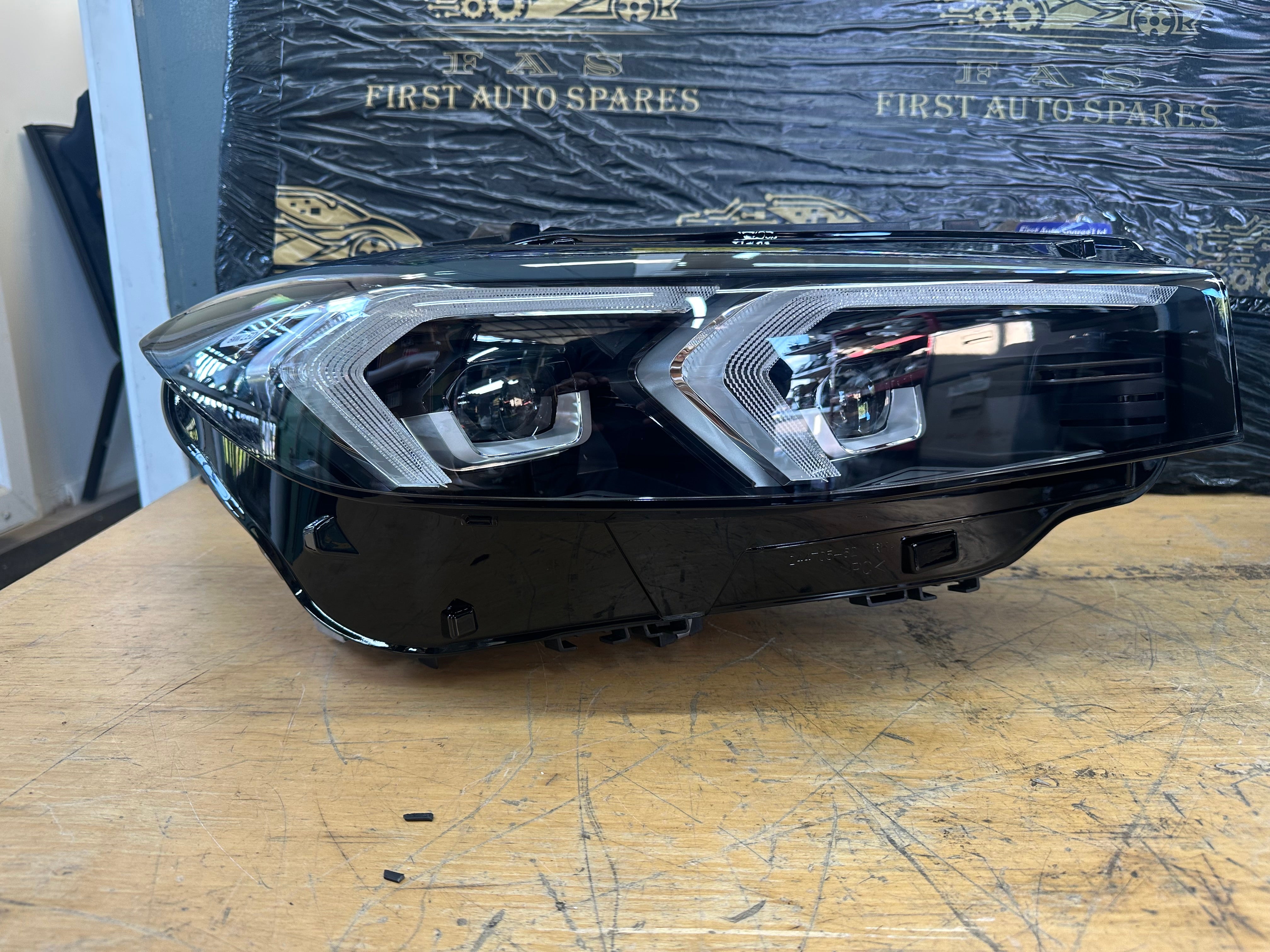 BMW 3 Series 2023-2025 Complete LCI LED Right Driver Side Headlight (7886662-05)