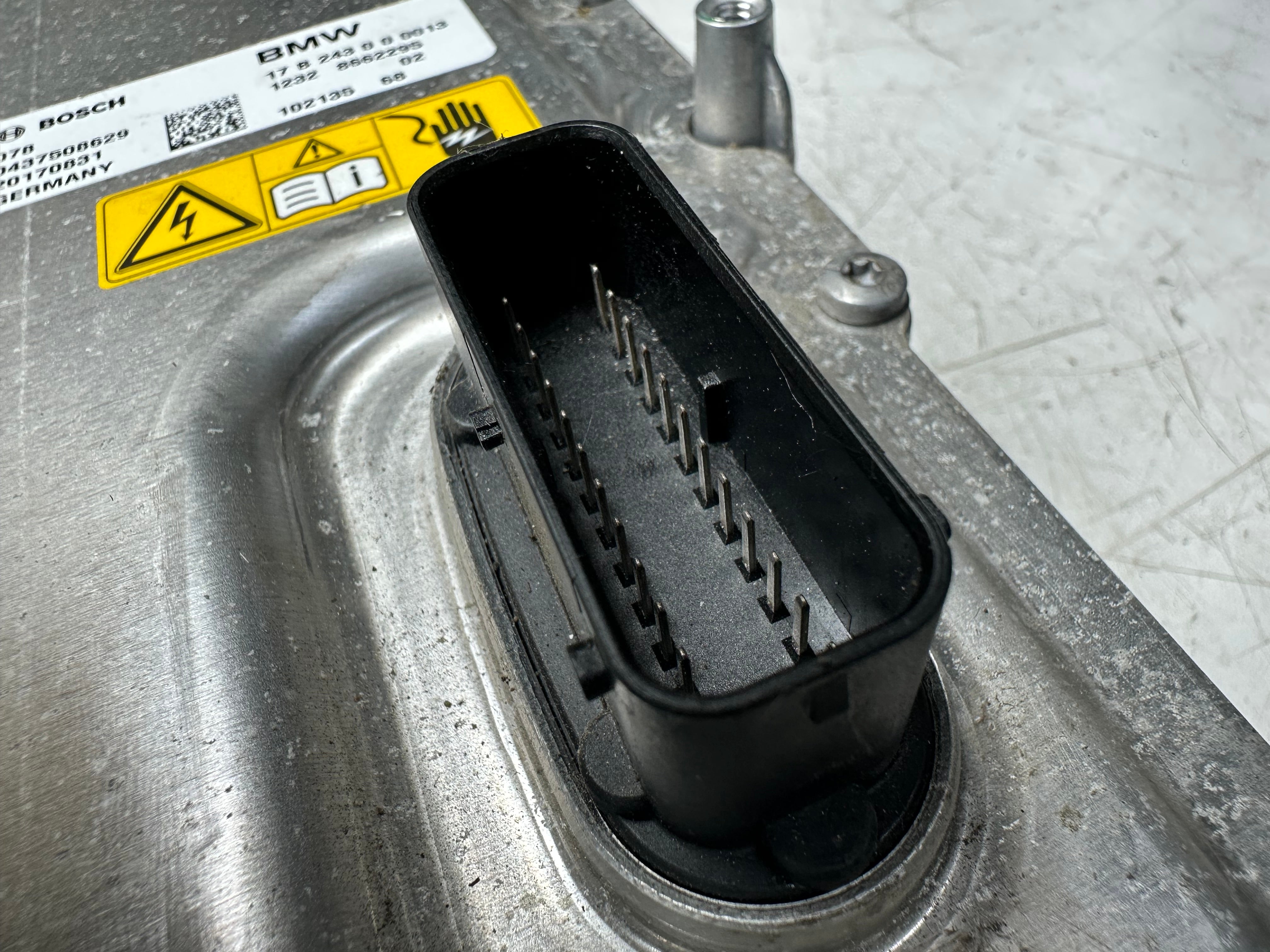 BMW i3 I01 2017 0.6 Hybrid Inverter Converter (8662295) (1274486116-05)