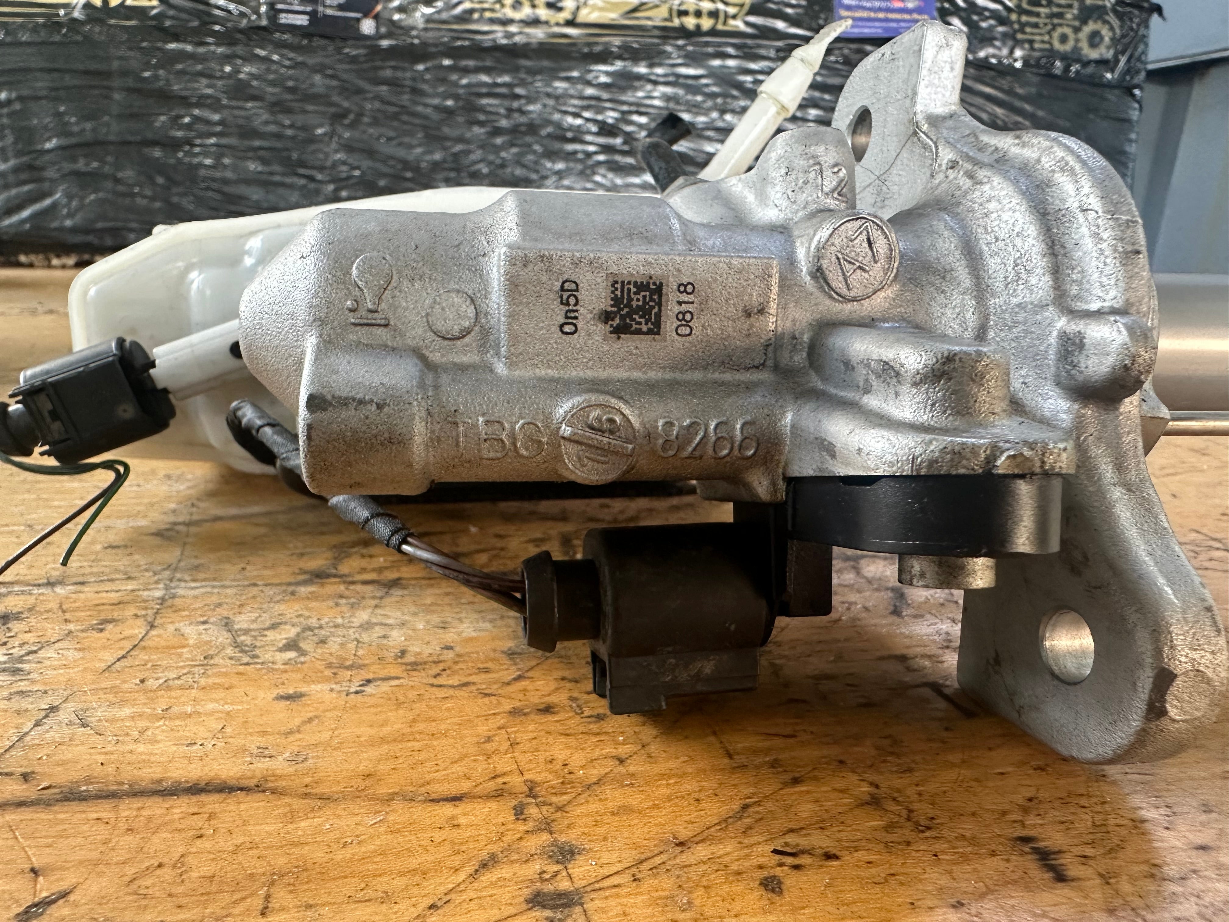 Audi A3 S Line 2016 2.0 TDI Sportback Brake Servo & Master Cylinder (502611301G)