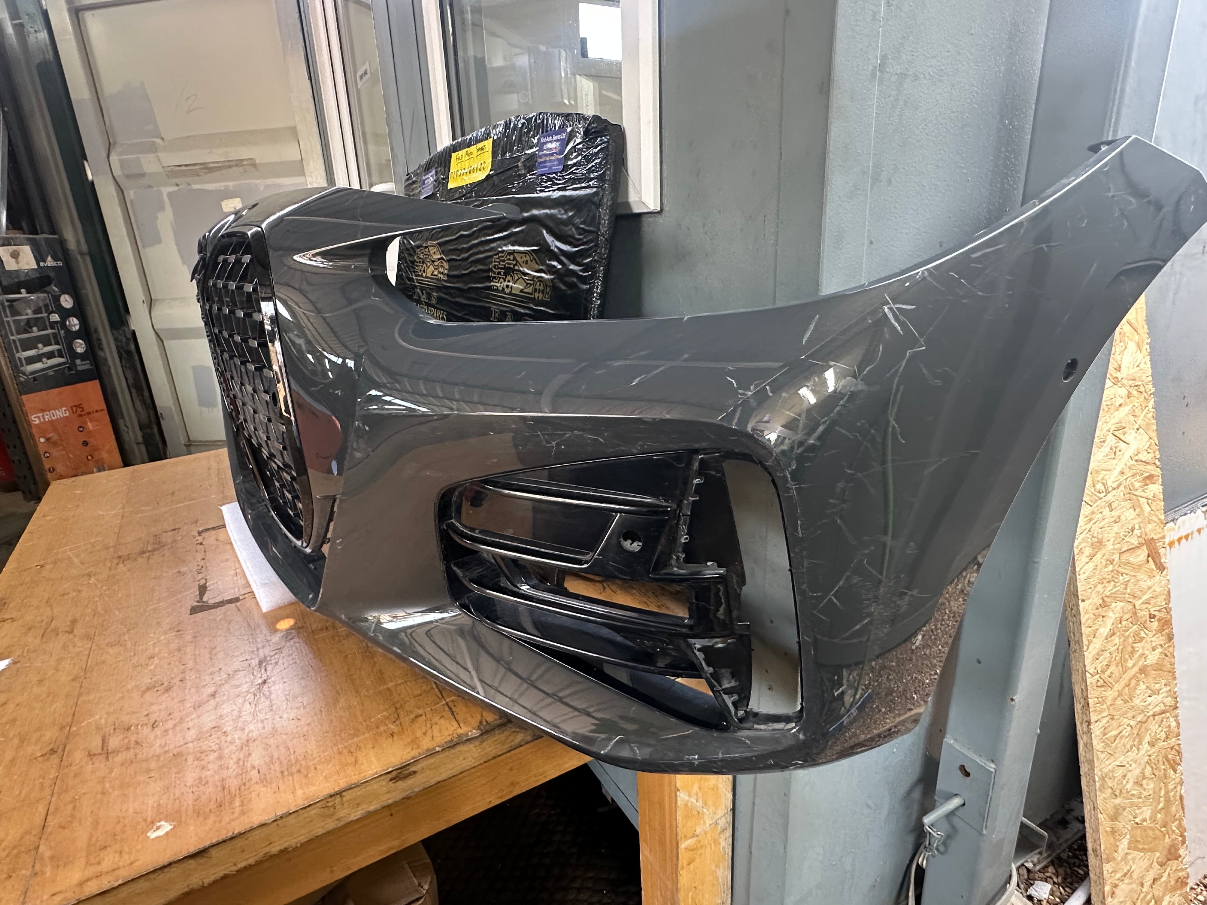 Bmw 4 Series G22 G23 Bumper 2021-Onwards with Grill