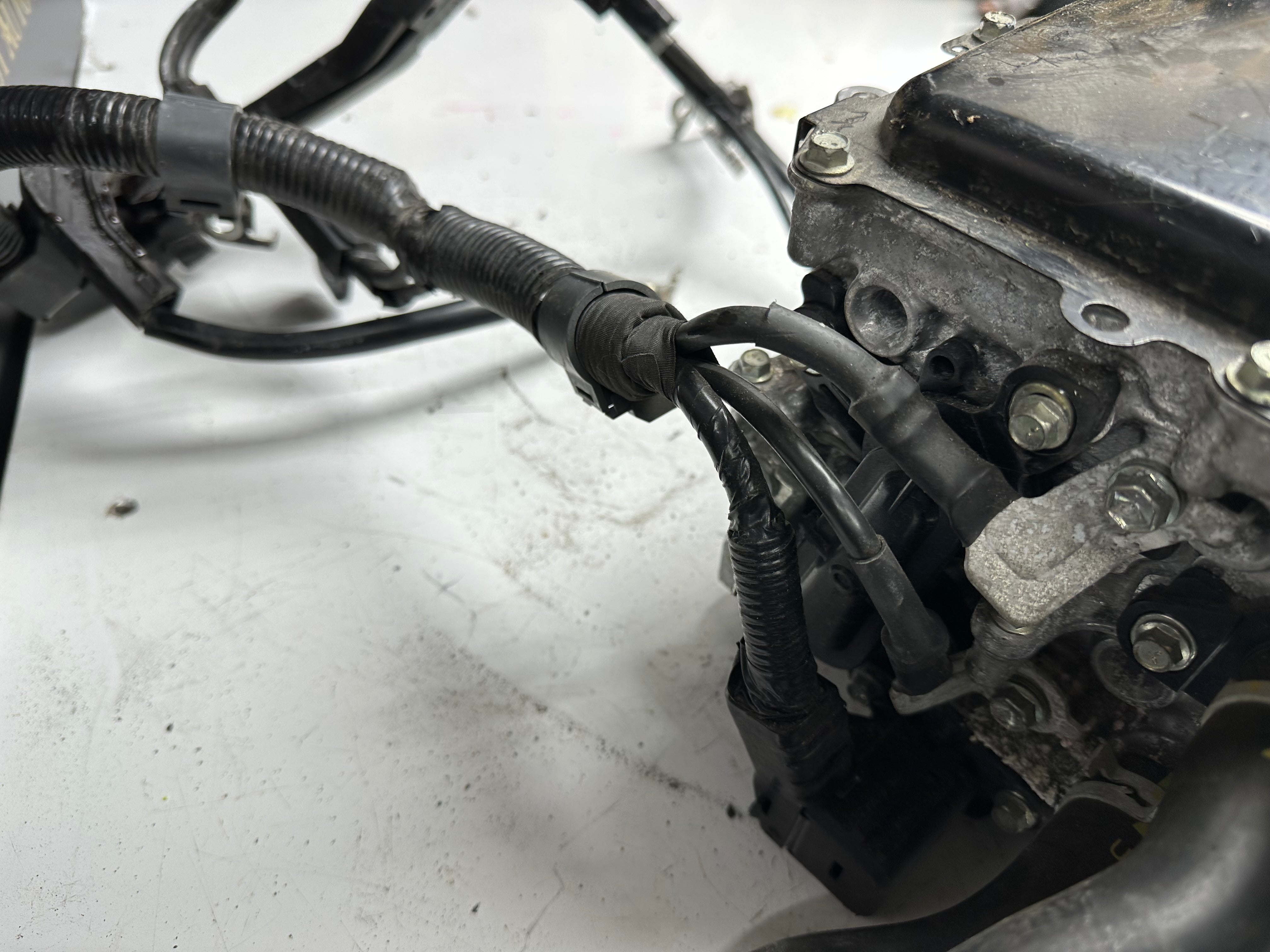 Toyota Corolla Hybrid Inverter Assy with Converter (G9200-47331) (22JTED4733122J120220)