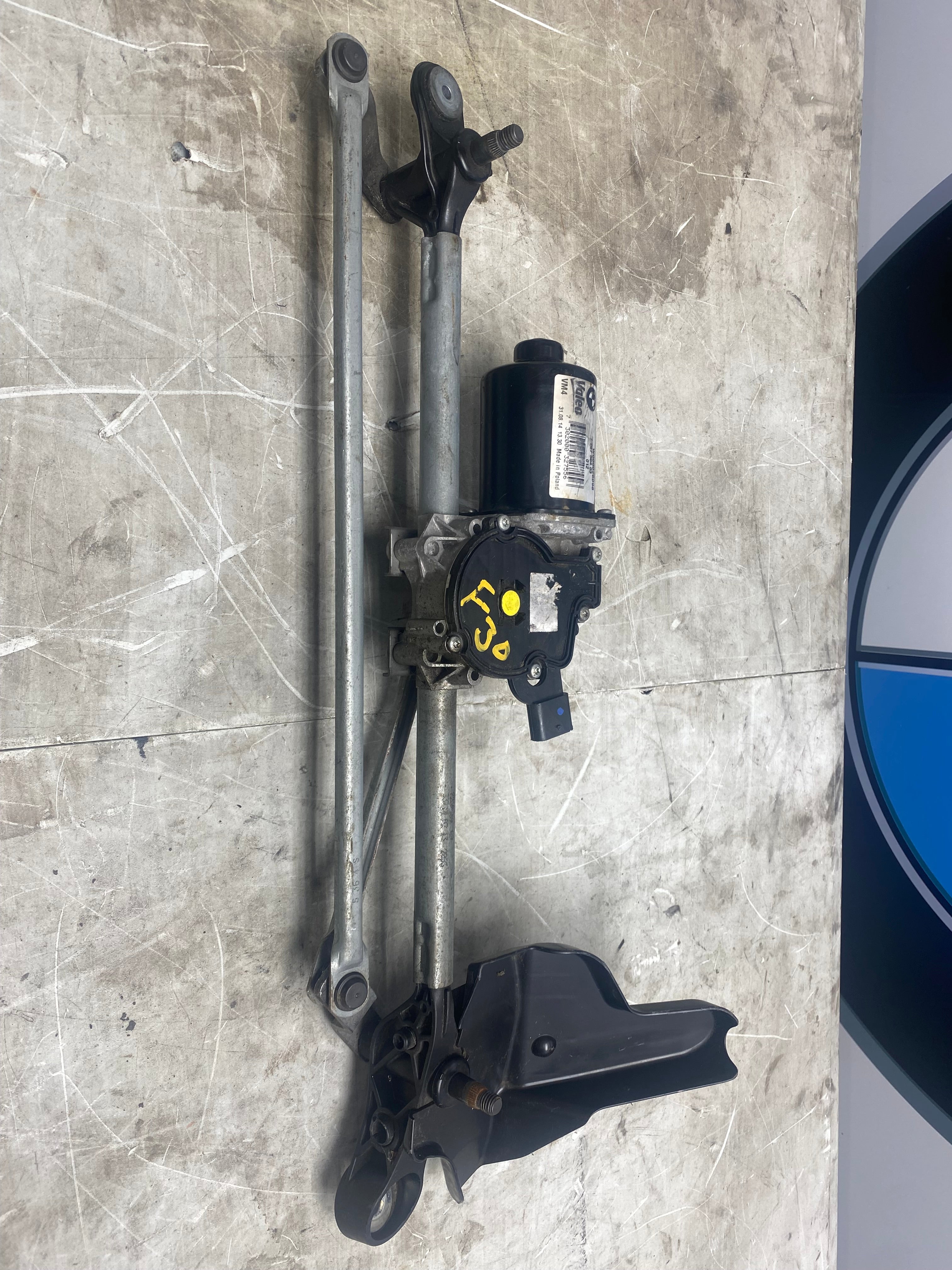 BMW 3 Series F30 Front Wiper Motor Linkage Assembly – 2012–2018