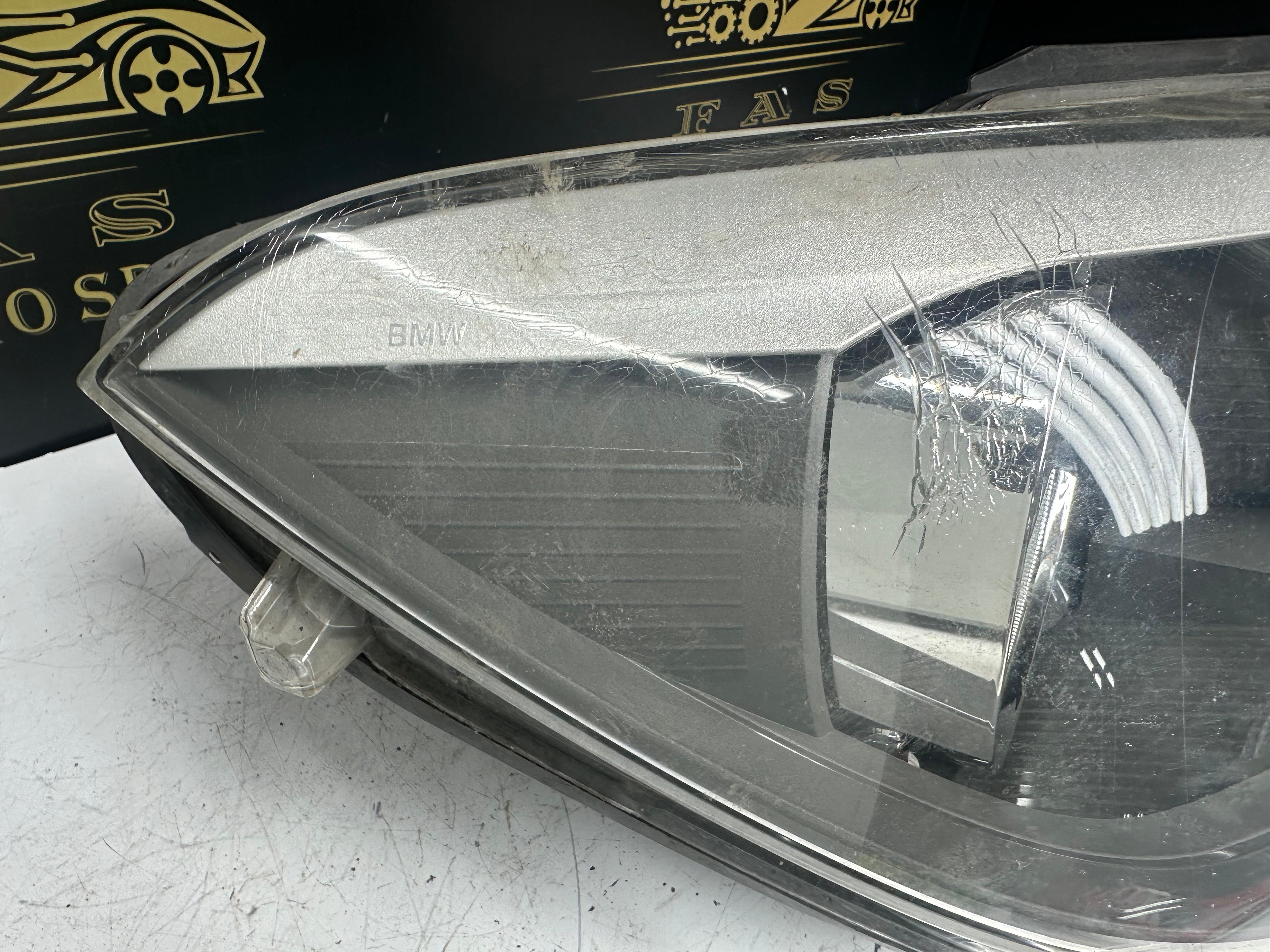BMW 1 Series F20 F21 Halogen Right Headlight (7229686-07)