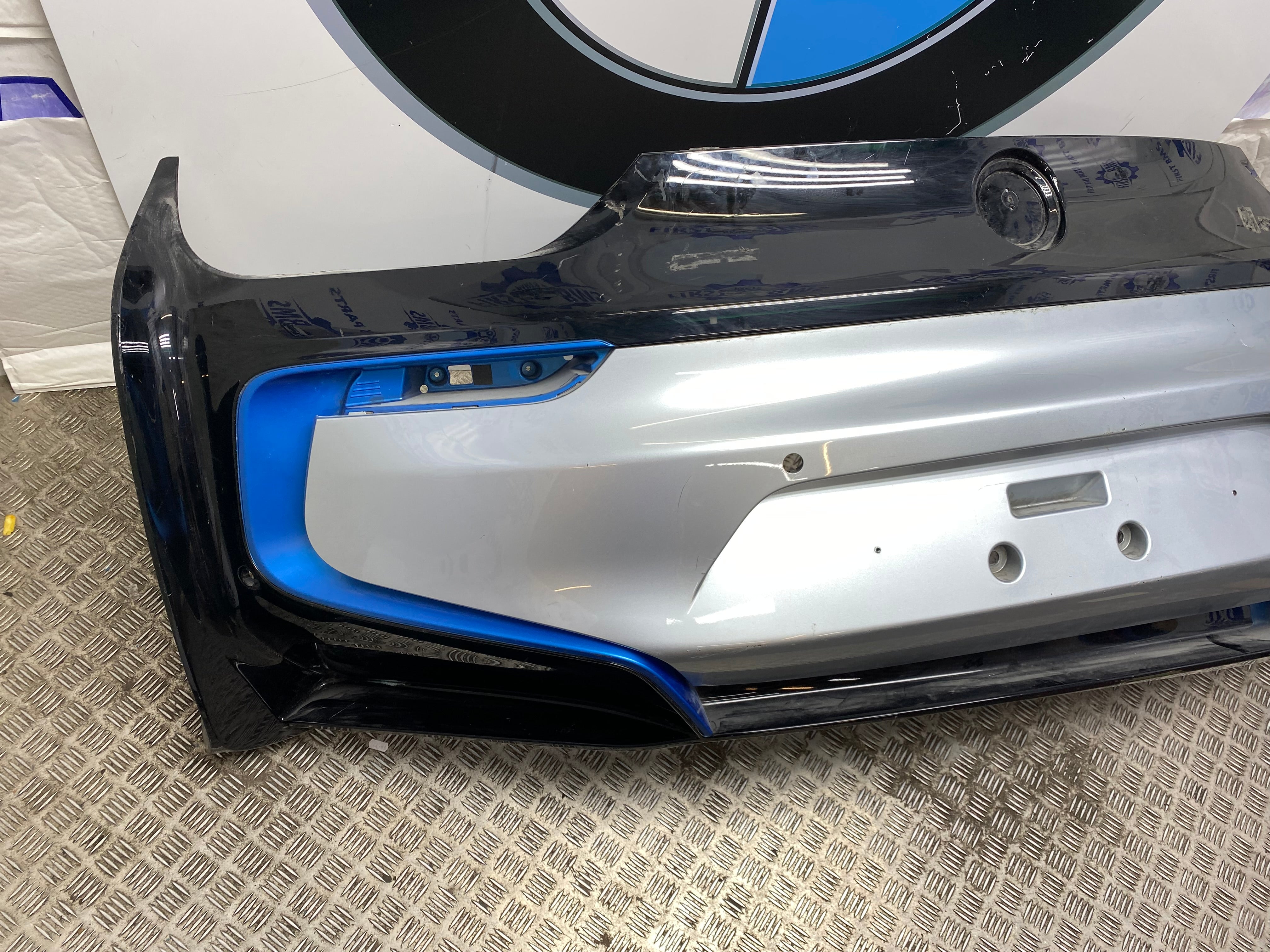 BMW i8 Rear Bumper (7371525) (7371525-04)  2014–2020