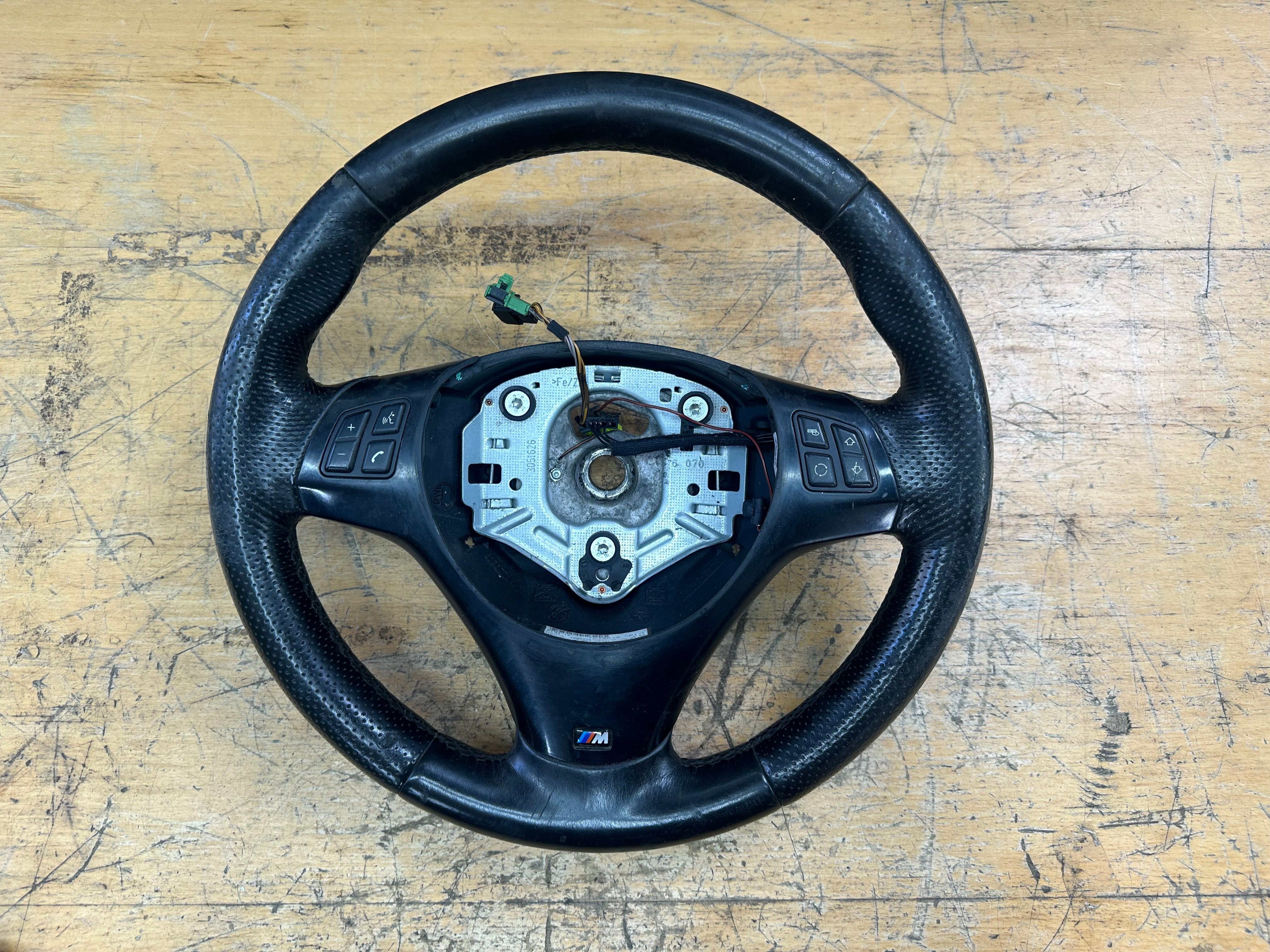 BMW 3 Series M E90 E92 E82 E84 2010 Steering Wheel (7839075-01)