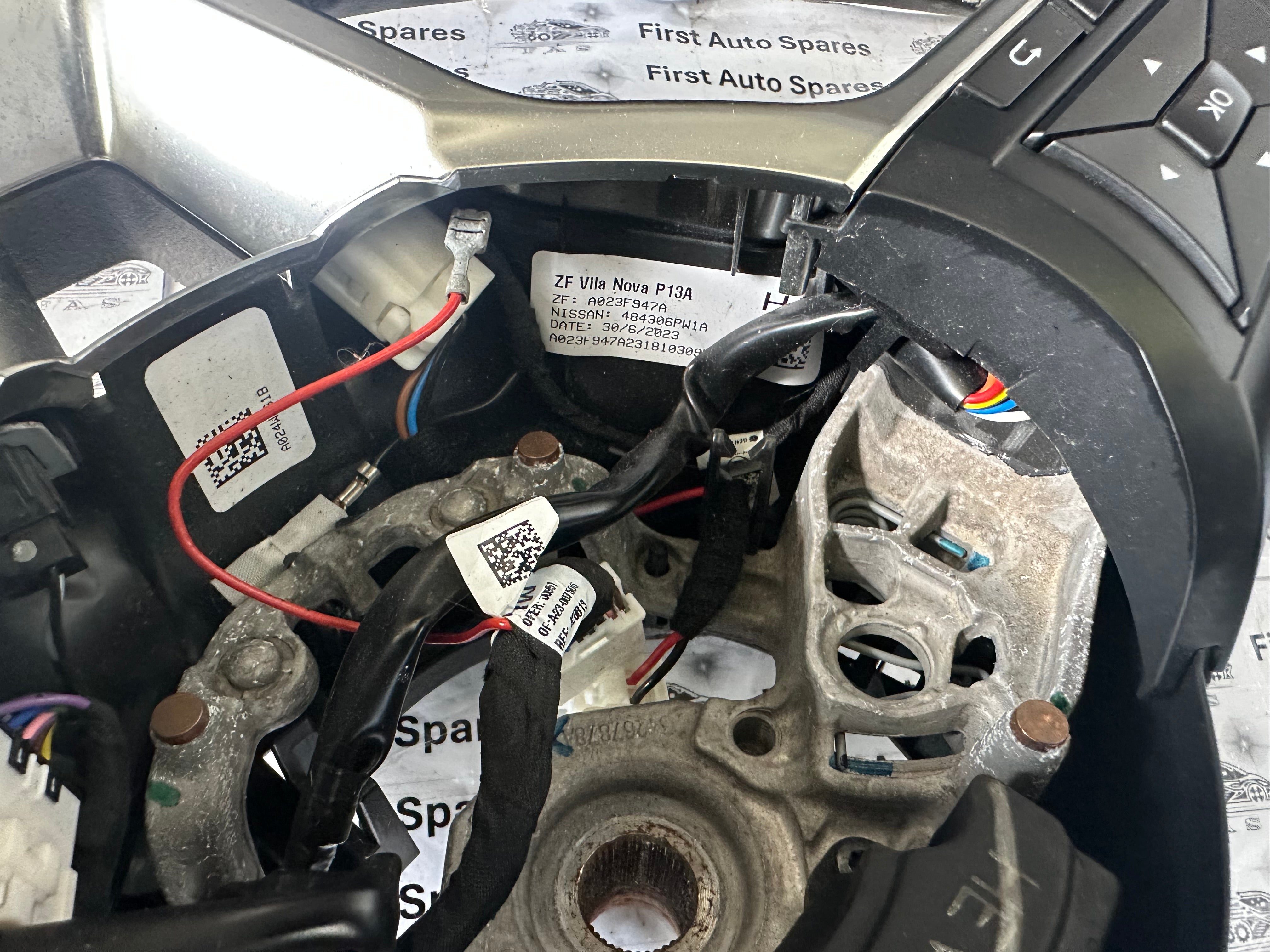 Steering Wheel Nissan Qashqai MK2 FL1 (J11) 2021 with Airbag (484306W1A)