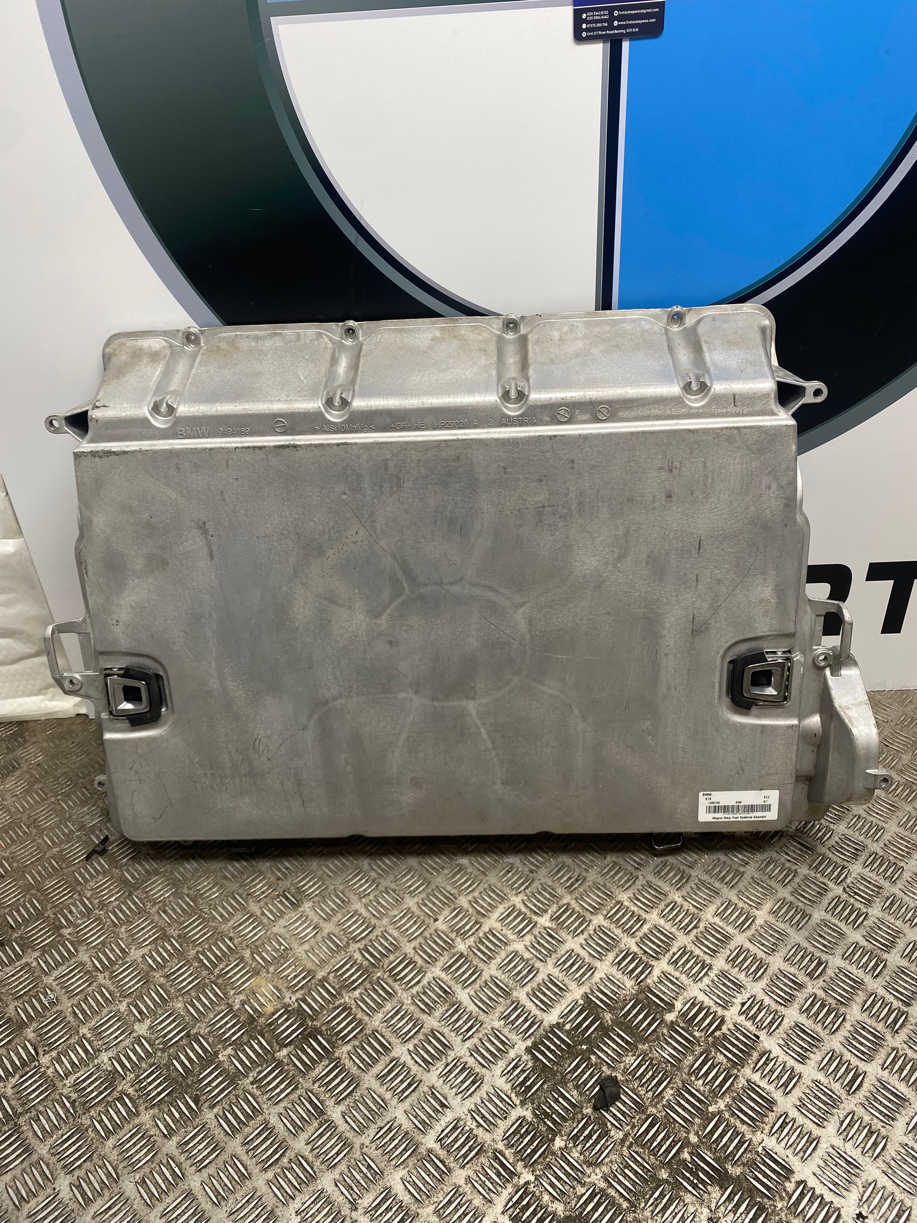 BMW 5 Series G30 Fuel Tank Cover Panel – 2017–2023