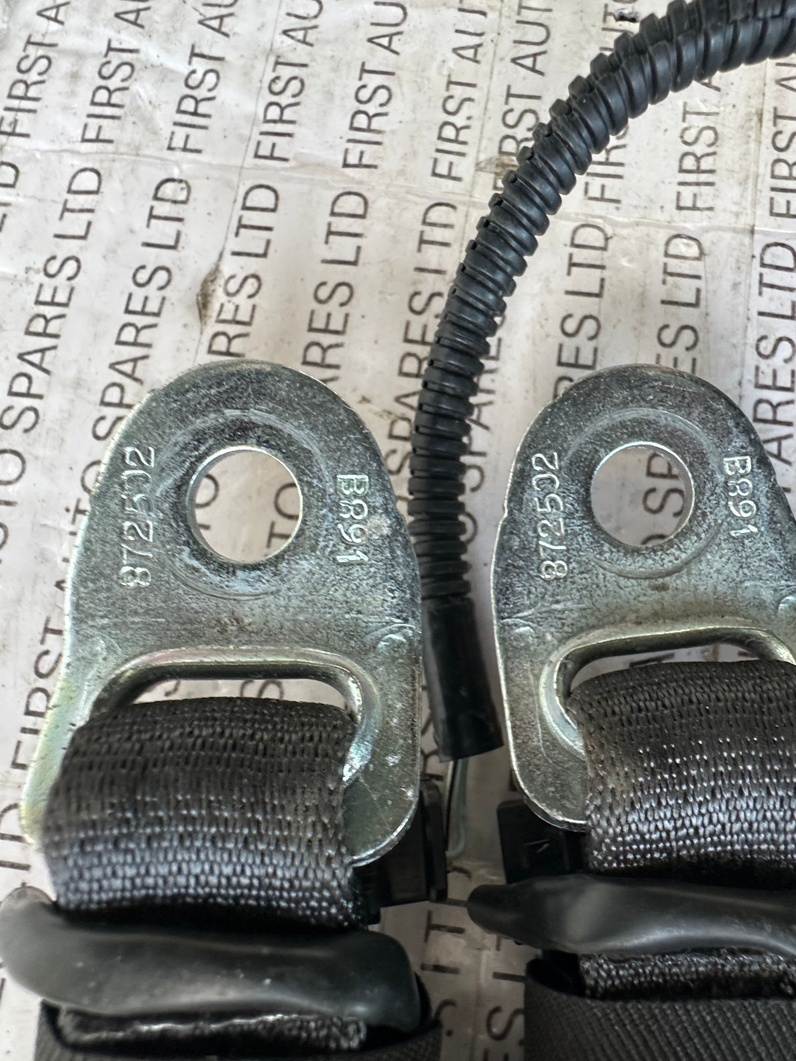 PEUGEOT 107 CITROEN C1 REAR SEAT BELT Buckle (972502, B891)