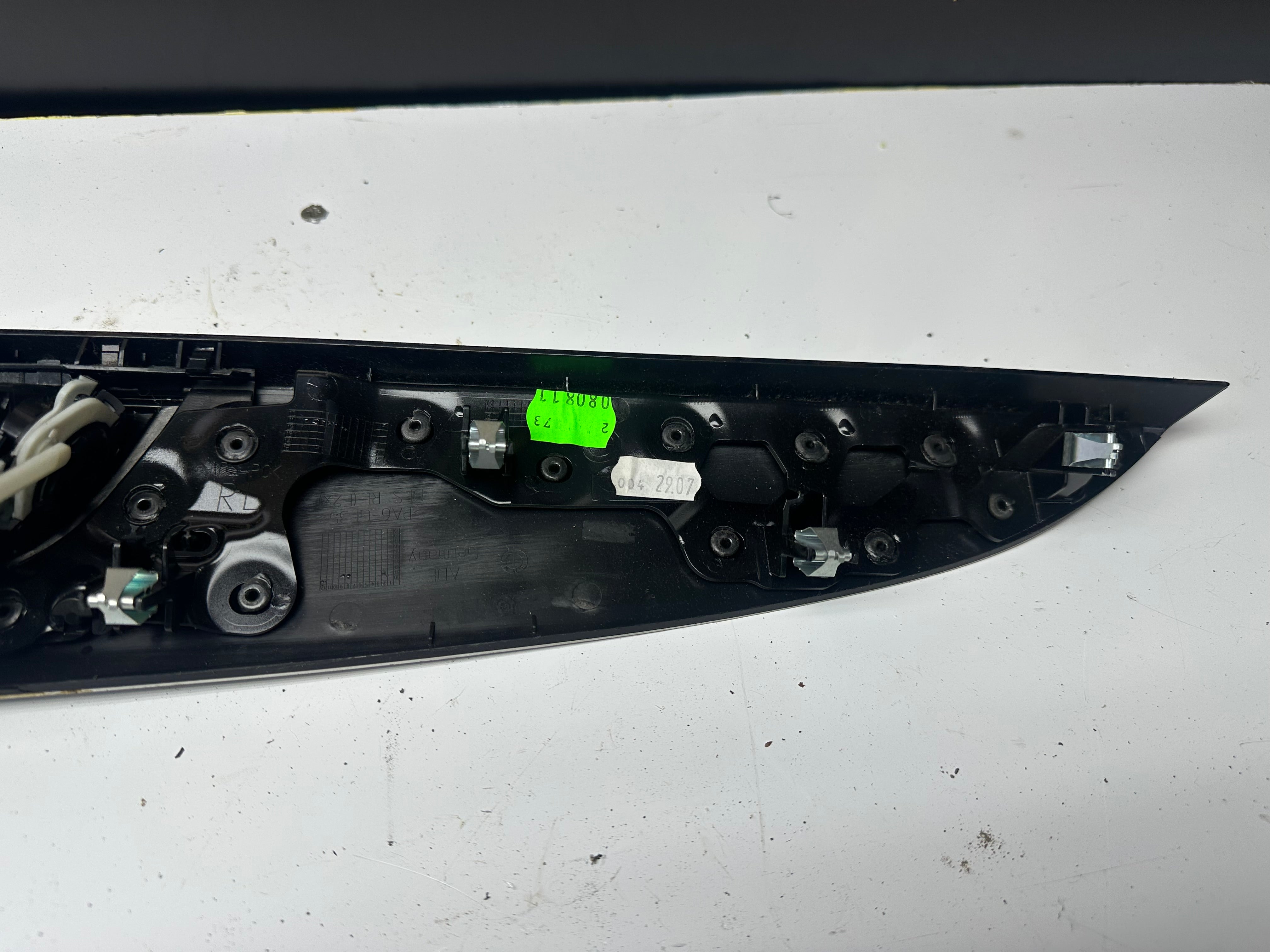 BMW 1 Series Sport F20 2012 Front Right Side Air Vent + Trim (9205355-06)