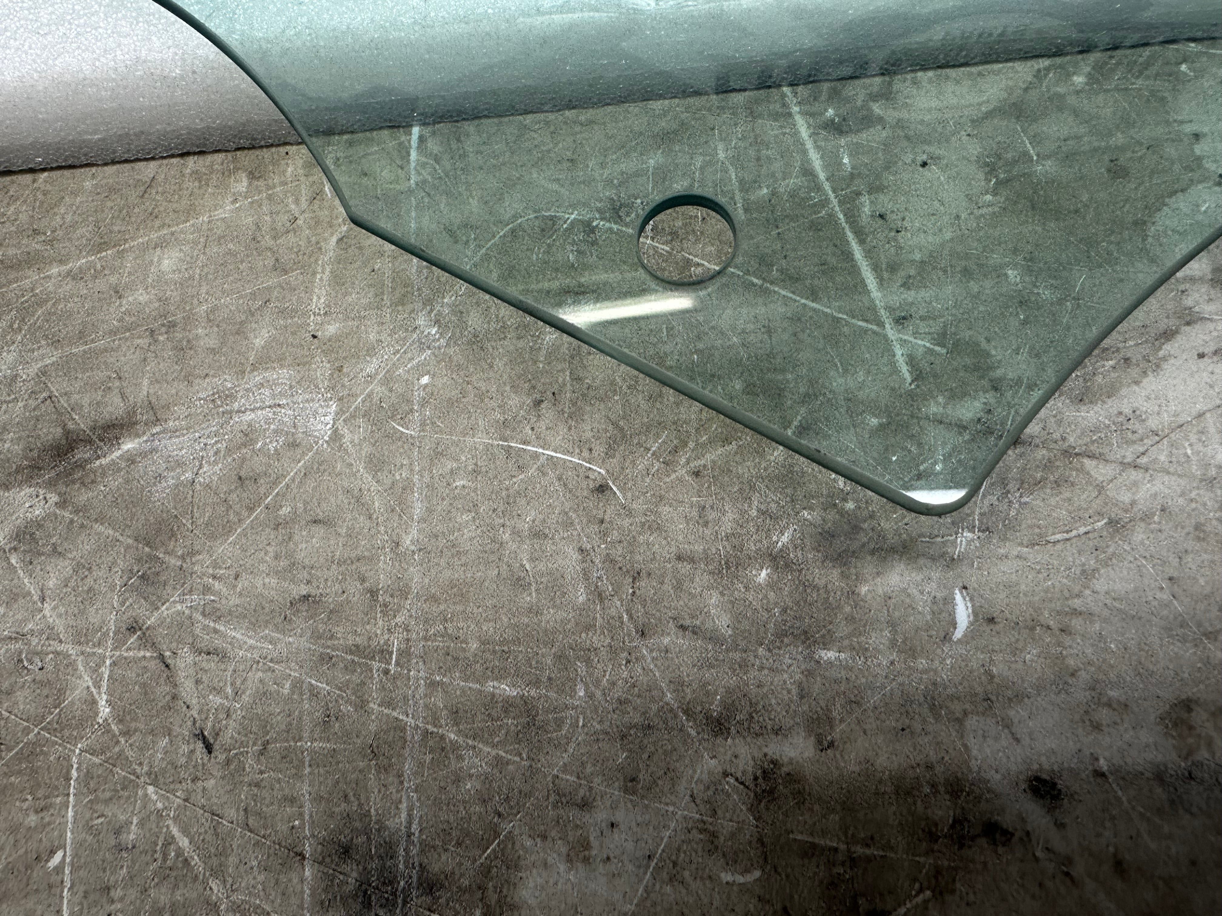 BMW 1 Series F20 Left Front Door Glass – 2011–2019
