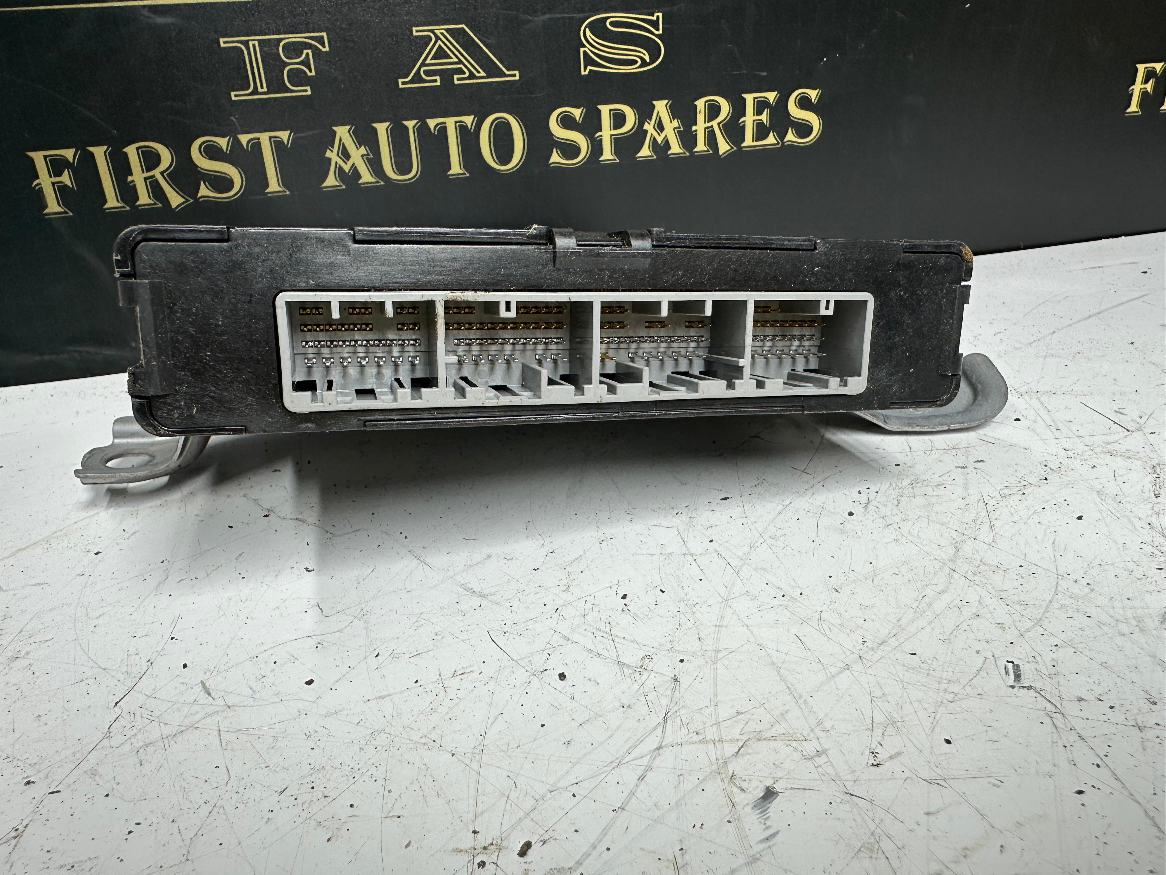 Toyota Auris Hybrid Vehicle Control (89981-02060)(MB285000-4150)