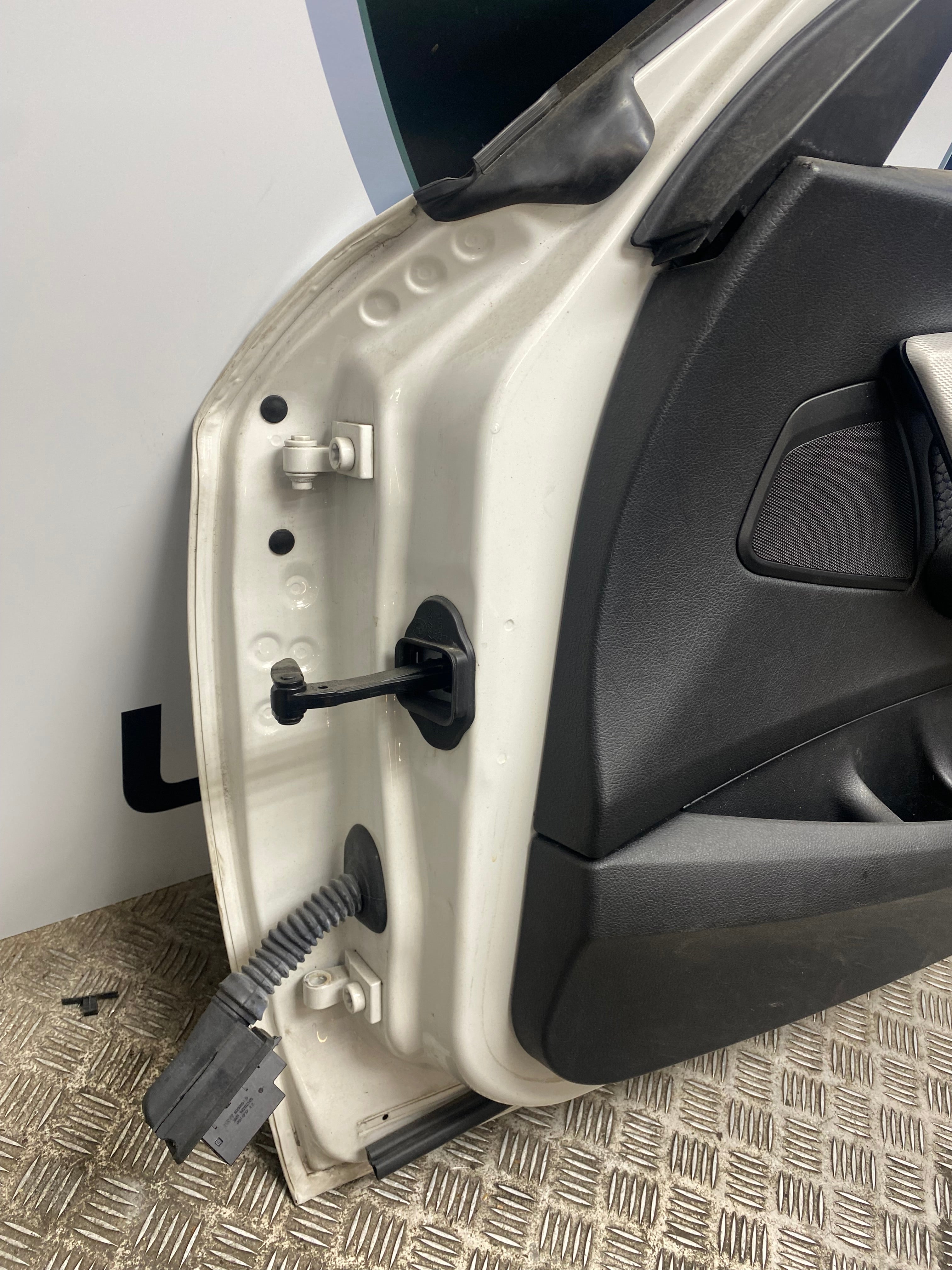 BMW 1 Series F20 Front Driver Side Door – 2012–2019