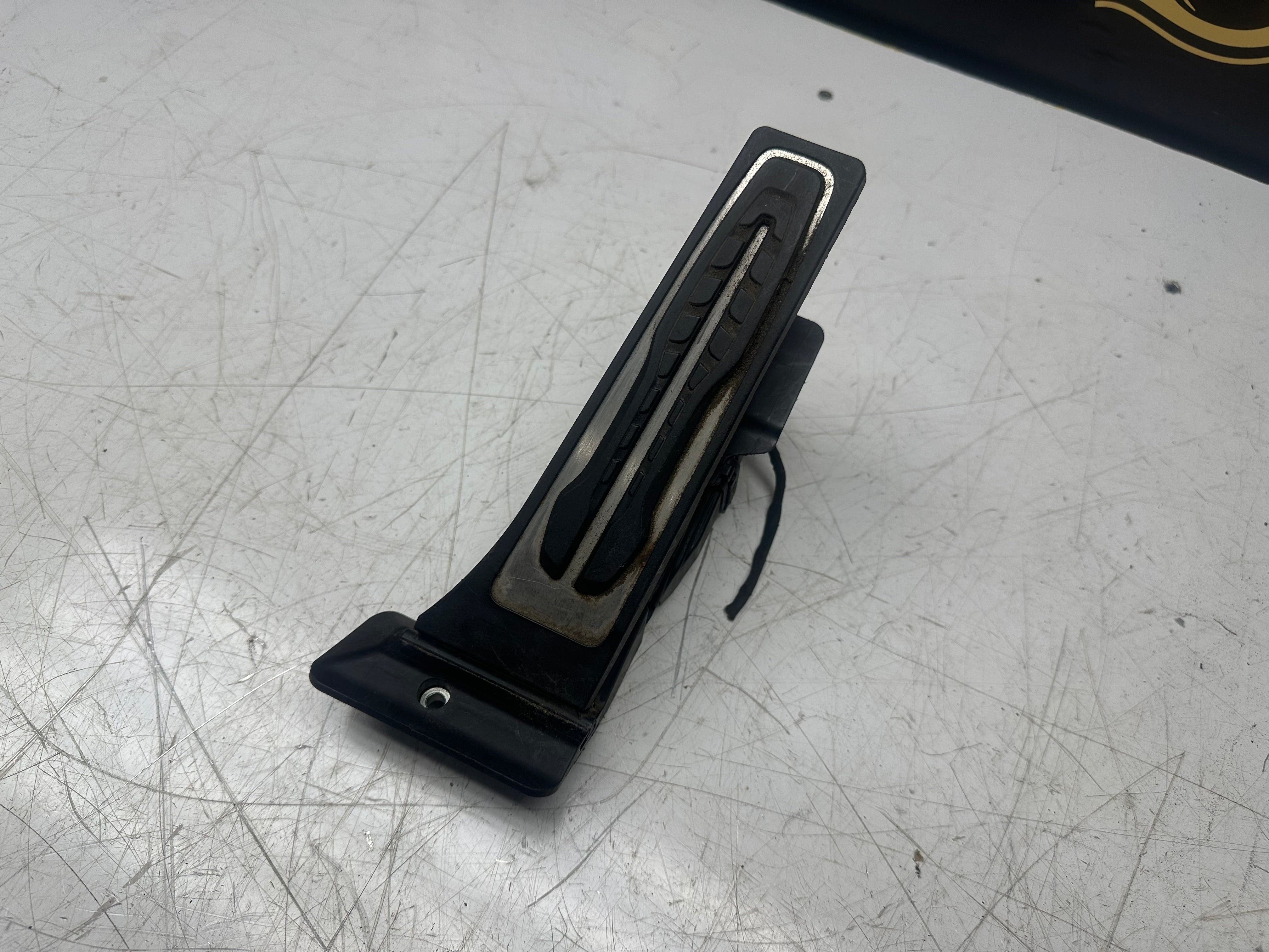 BMW 3 5 6 X3 X4 Series Accelerator Throttle Gas Pedal (6871053)
