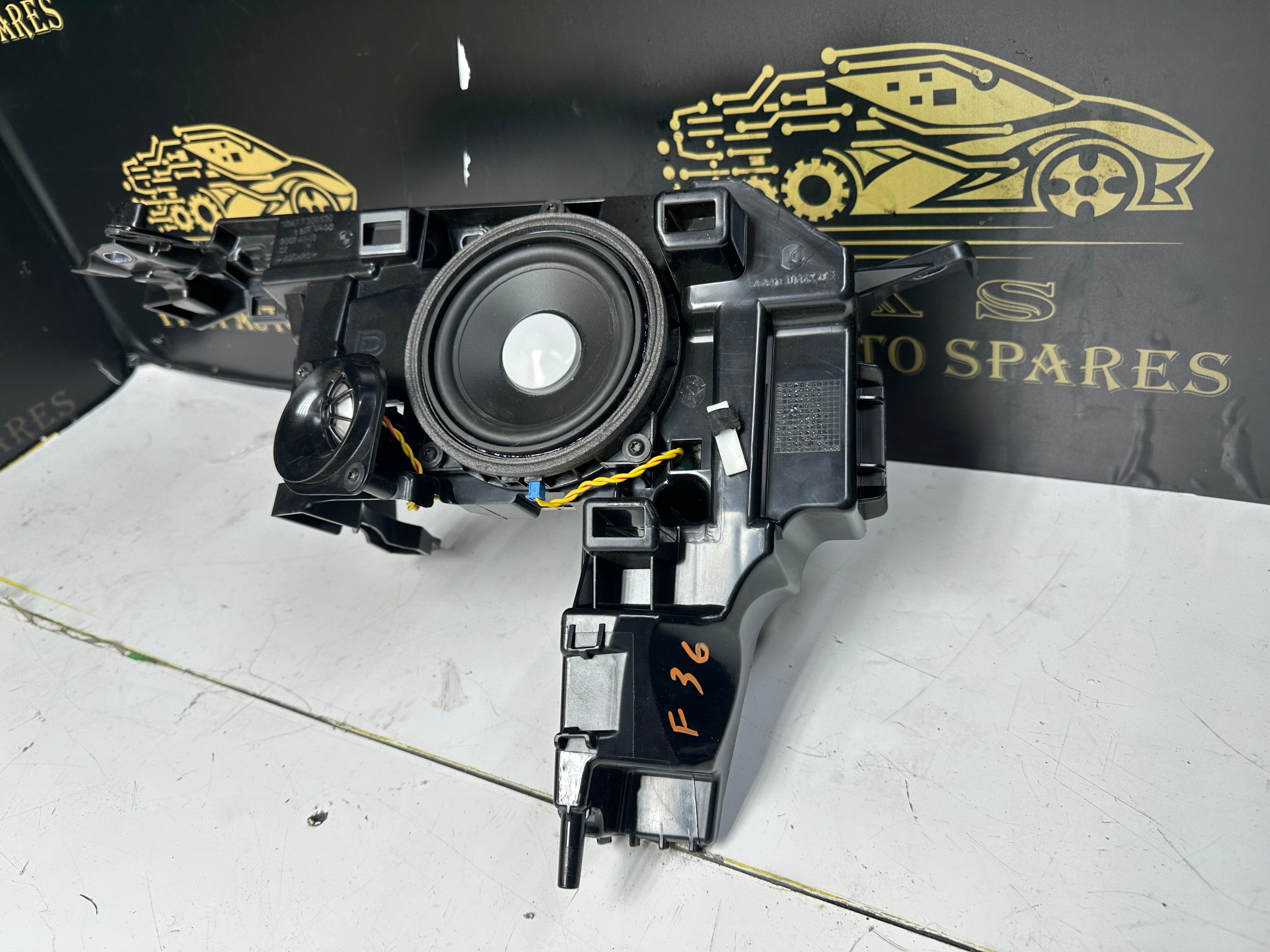 BMW 4 Series F36 Rear Stand Trunk Right Side (51477309530)