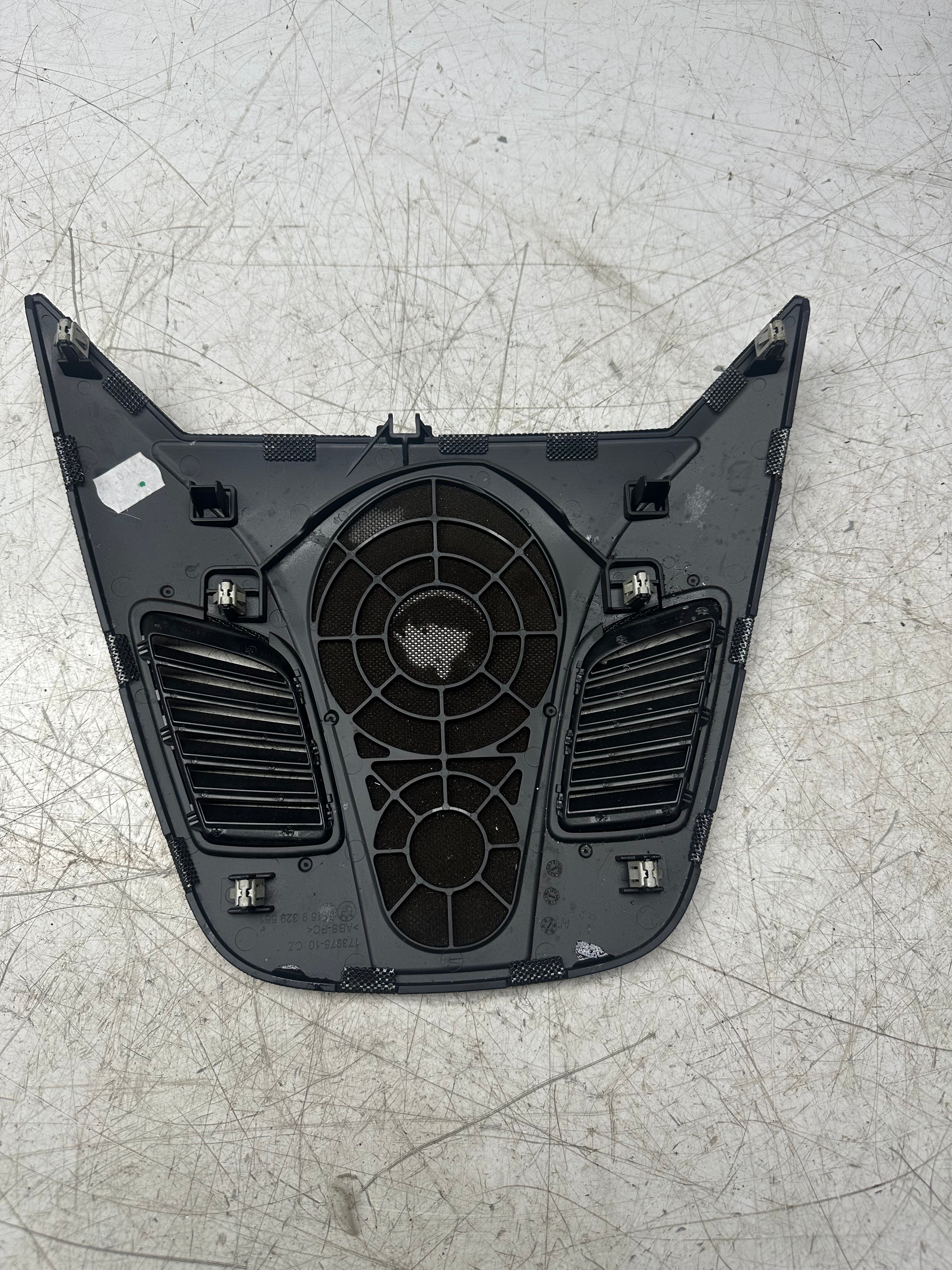 BMW 5 &6 Series G30 / G32 Centre Speaker Cover (Black) (2017–2023)(9329561 / 51459329561)