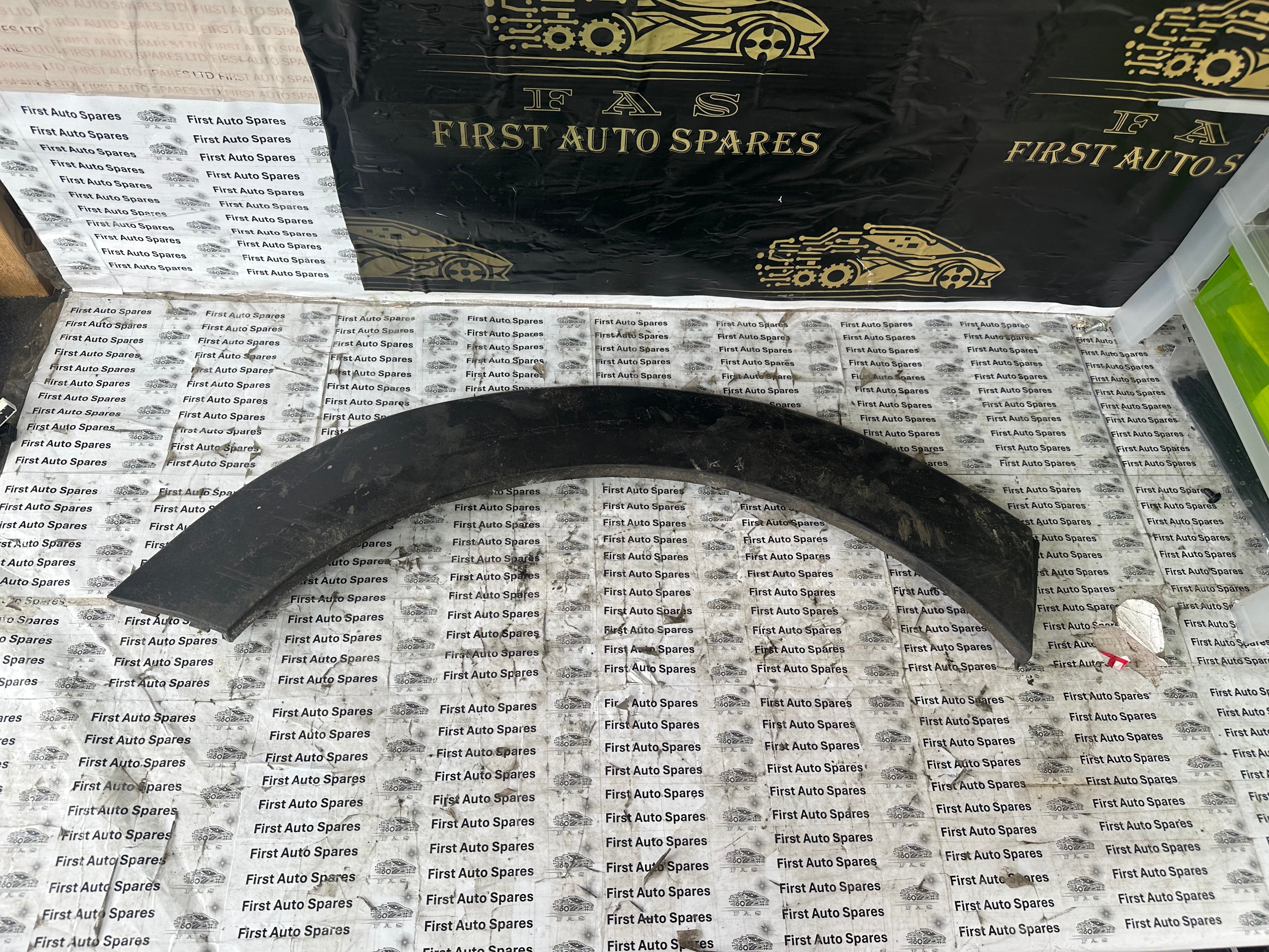 MINI Cooper F55 Rear Right Driver Side Wheel Arch Trim (7318830)