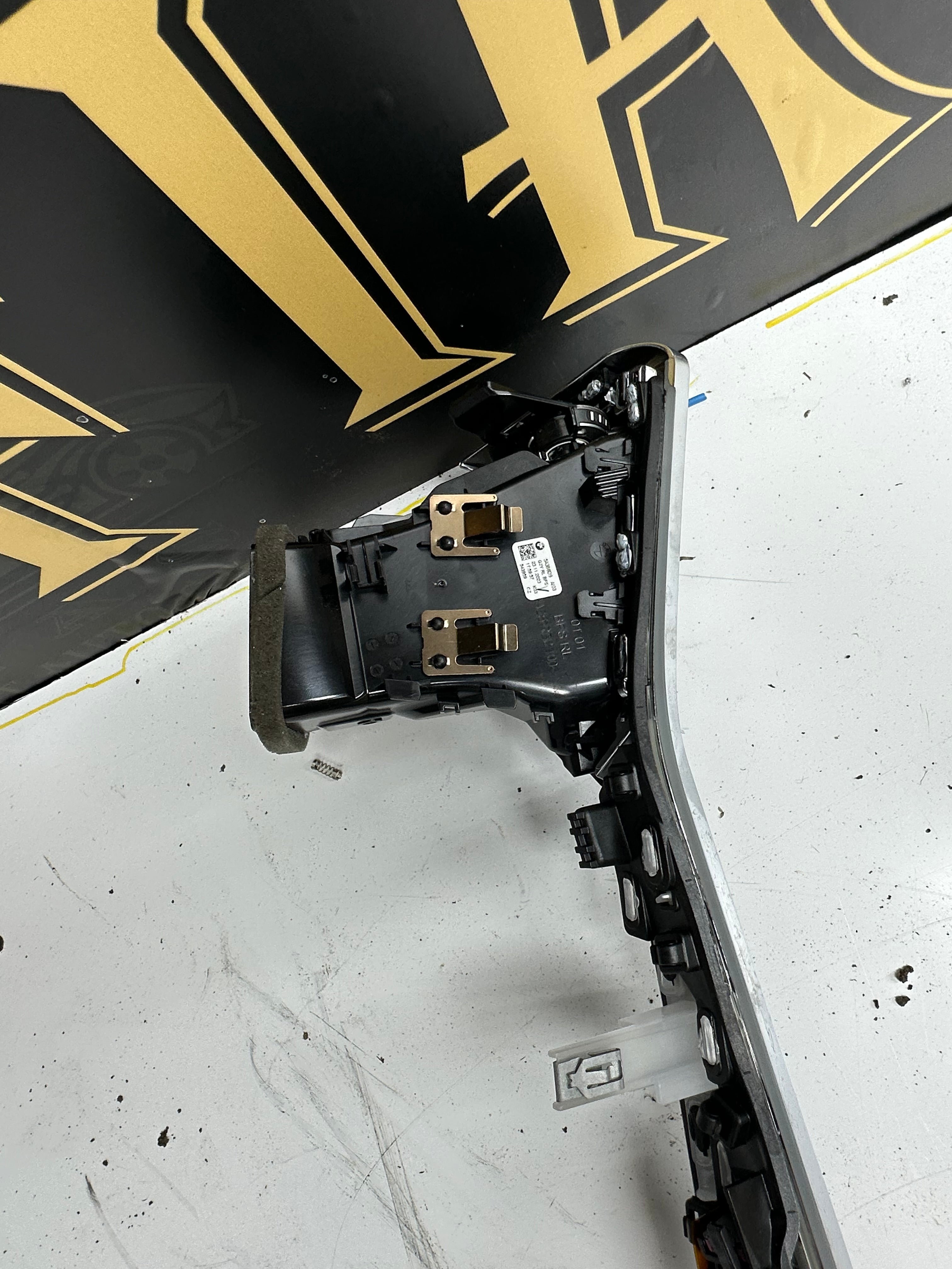 BMW 3 G20 G21 2023-24 Dashboard Glove Box Trim (9P962571809) (3036875)