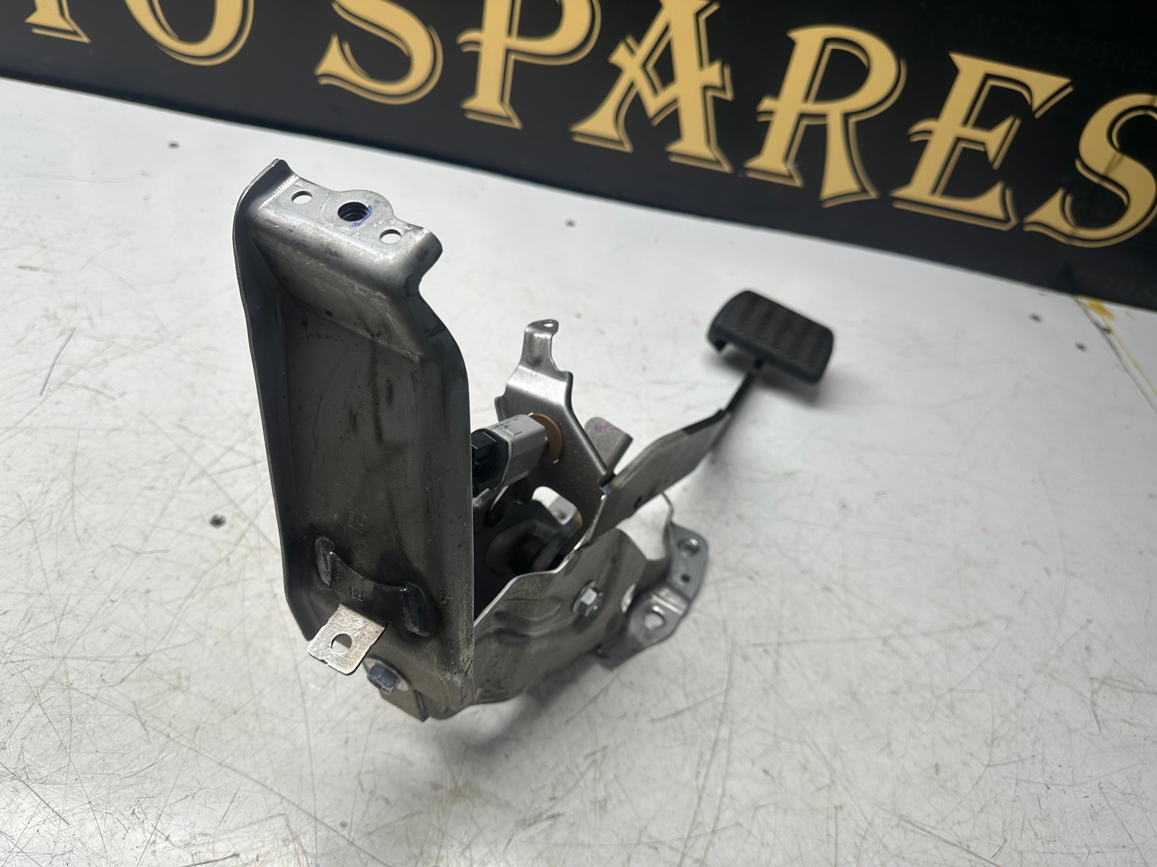 Toyota C-HR 2016-23 Brake Pedal Assembly (89510-47030)