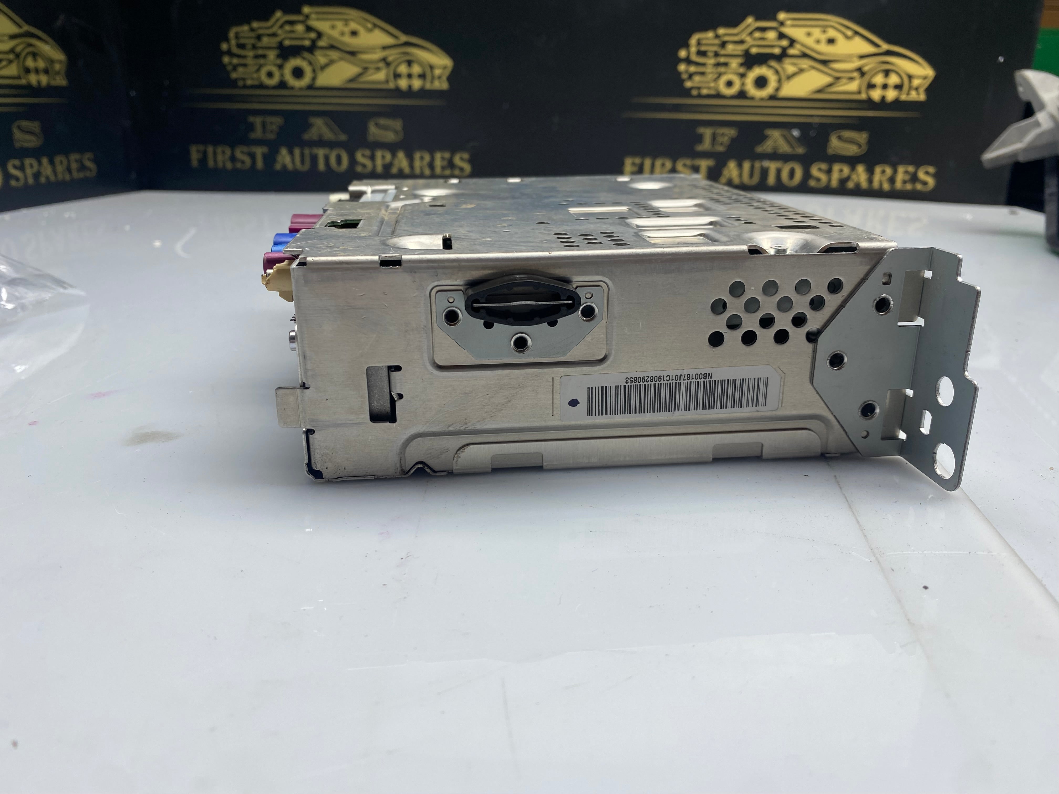 BMW 1 Series F40 Nav System CID Display iDrive (7949339 / 9423191 / 5A0EDF6)
