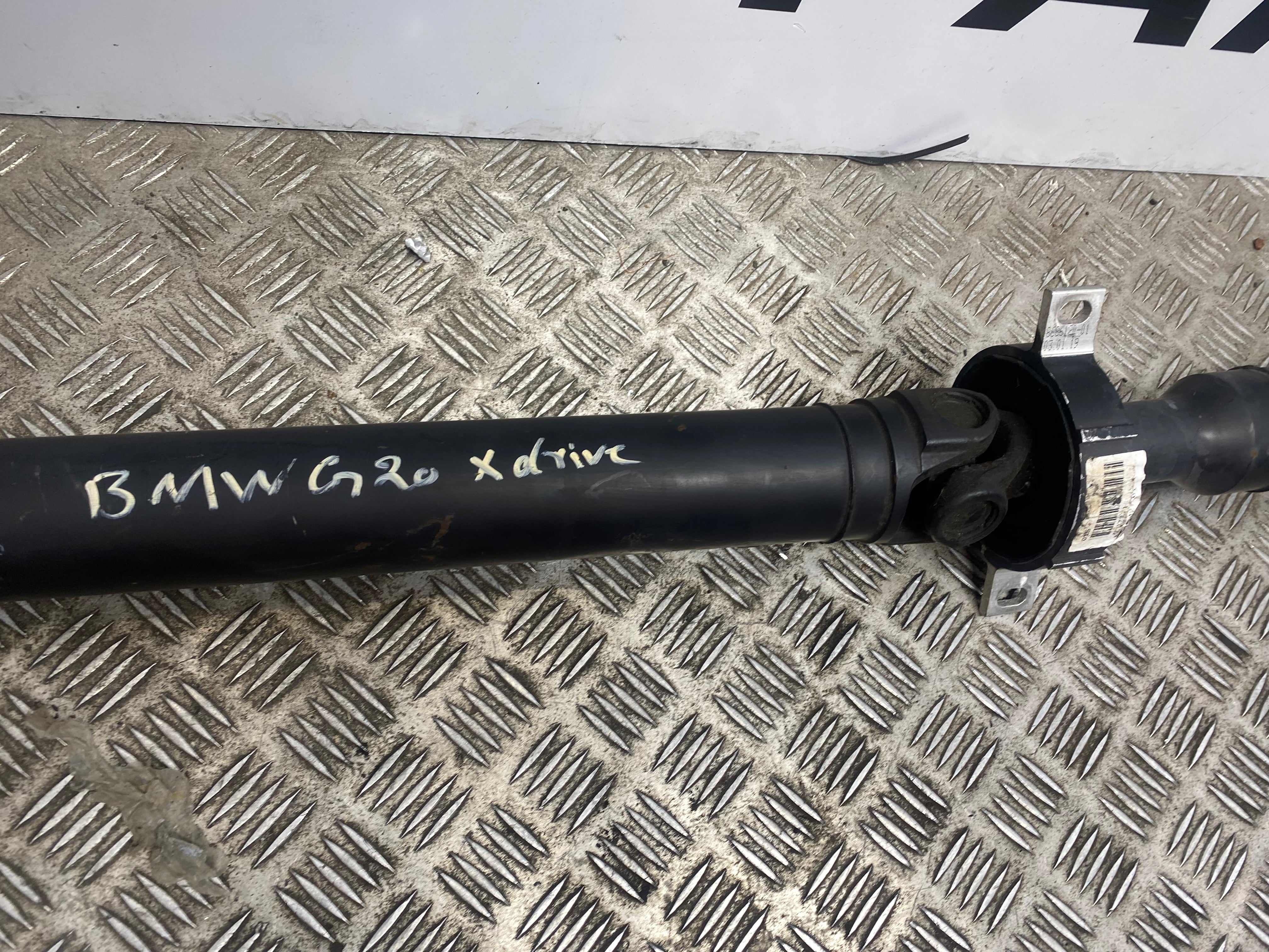 BMW 5 Series G31 LCI Propshaft Tube 2.0 Diesel B47D20 2021 (72883810)