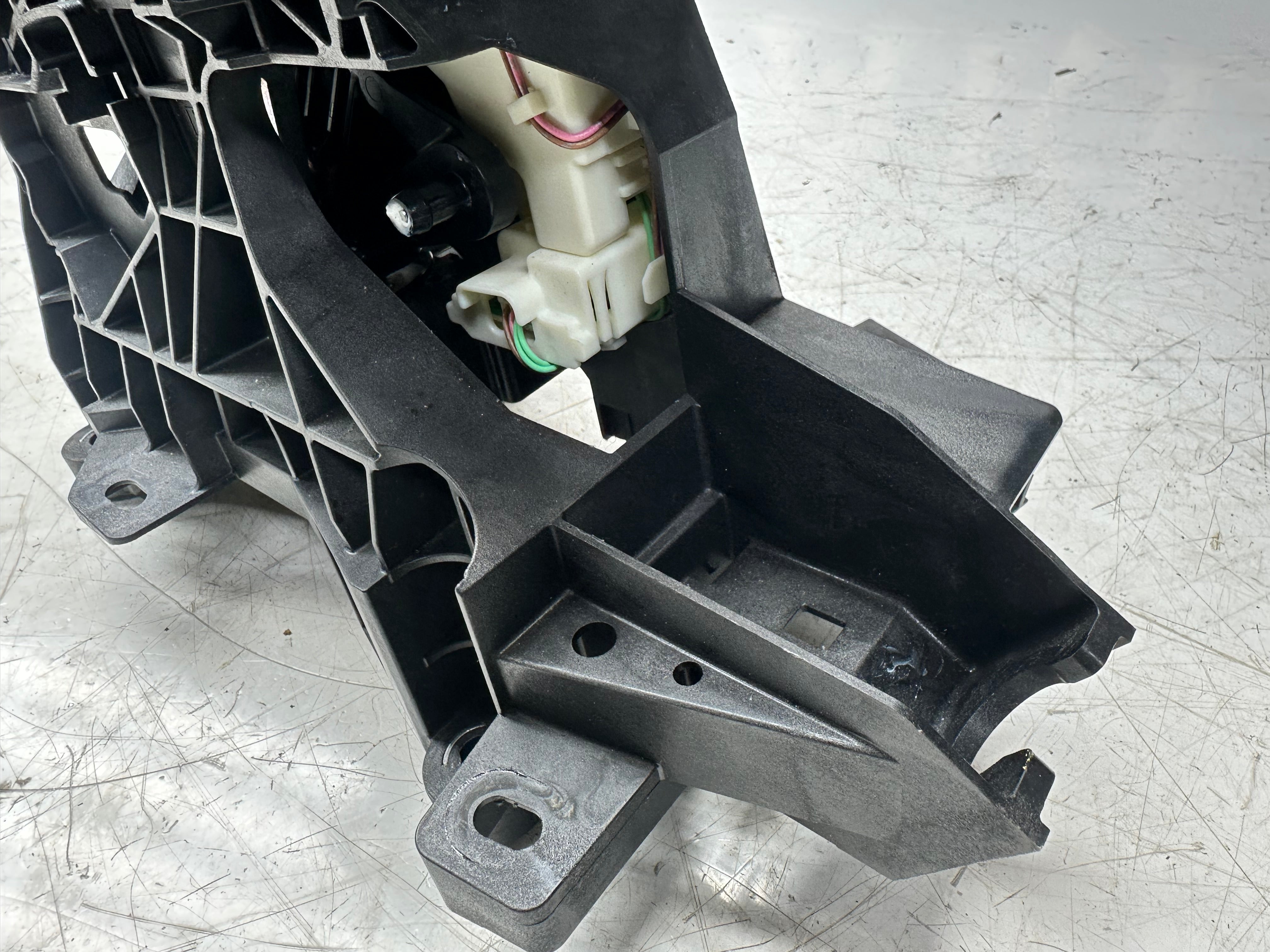 Toyota C-HR 2016-23 Gear Selector Shifter Mechanism (75G591-RHD)