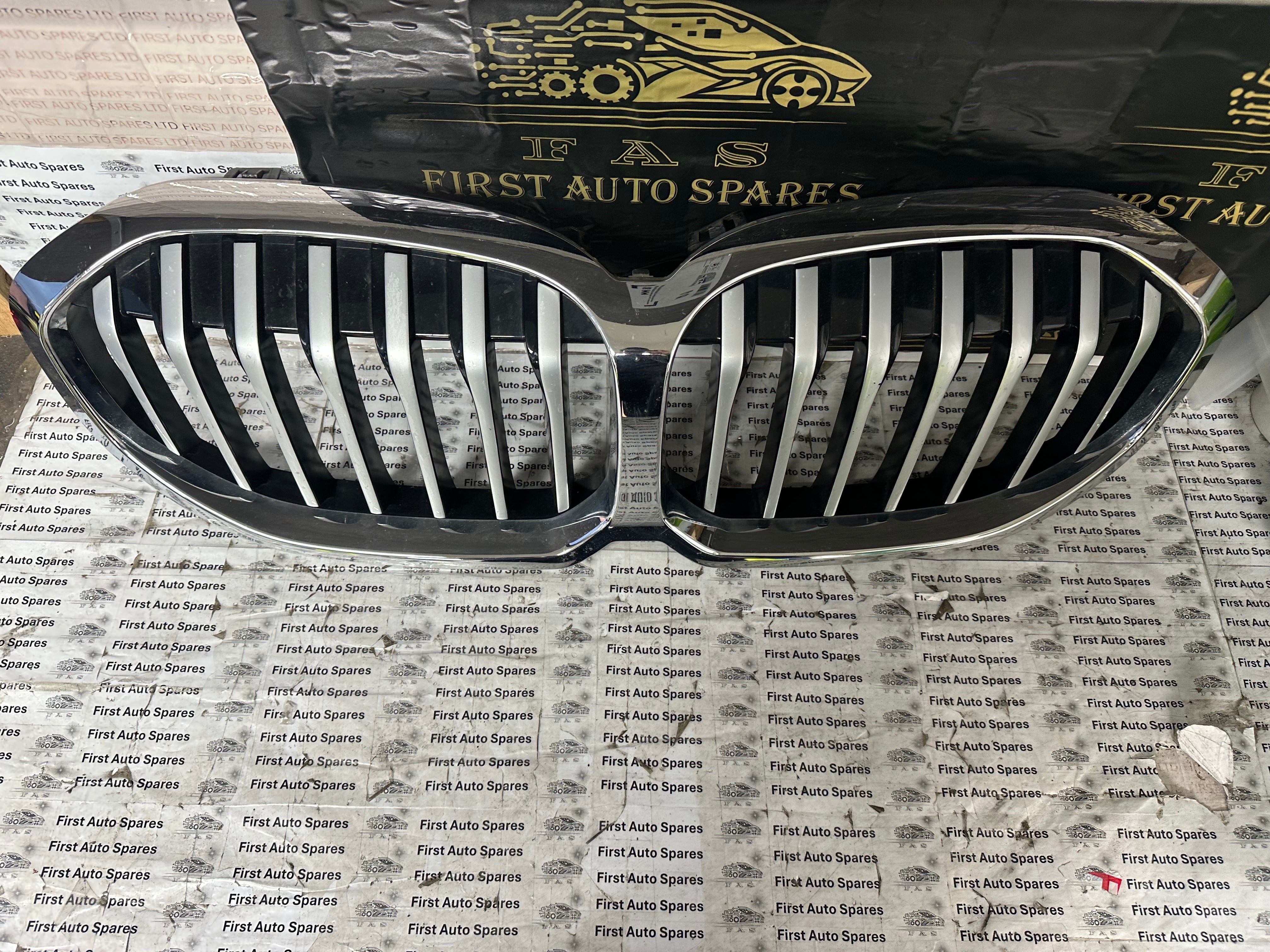 BMW 1 Series F40 Front Grille 2019-2023