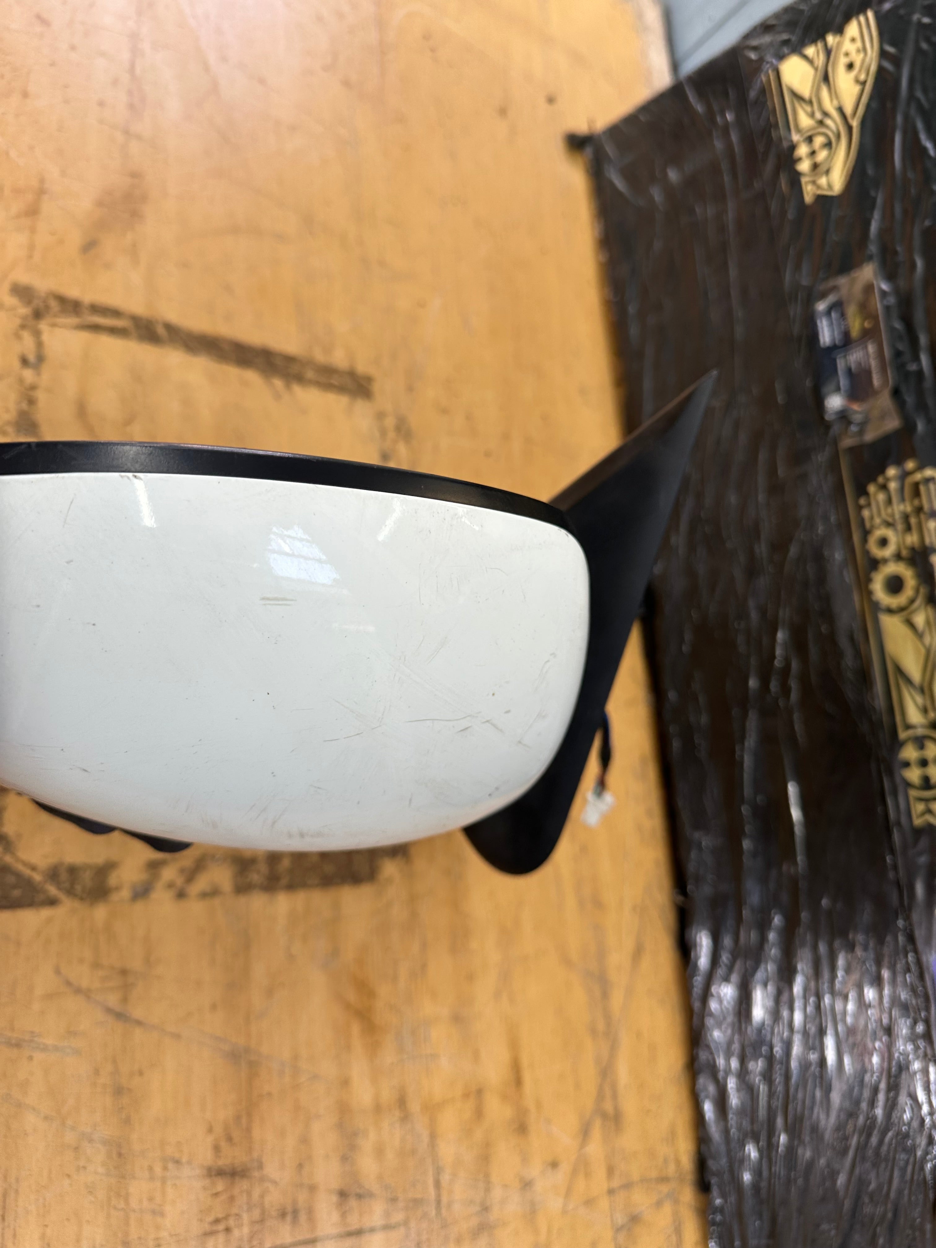 Nissan Juke F15 2010-2019 Right Driver’s Wing Mirror in White (Z33301) (023362)