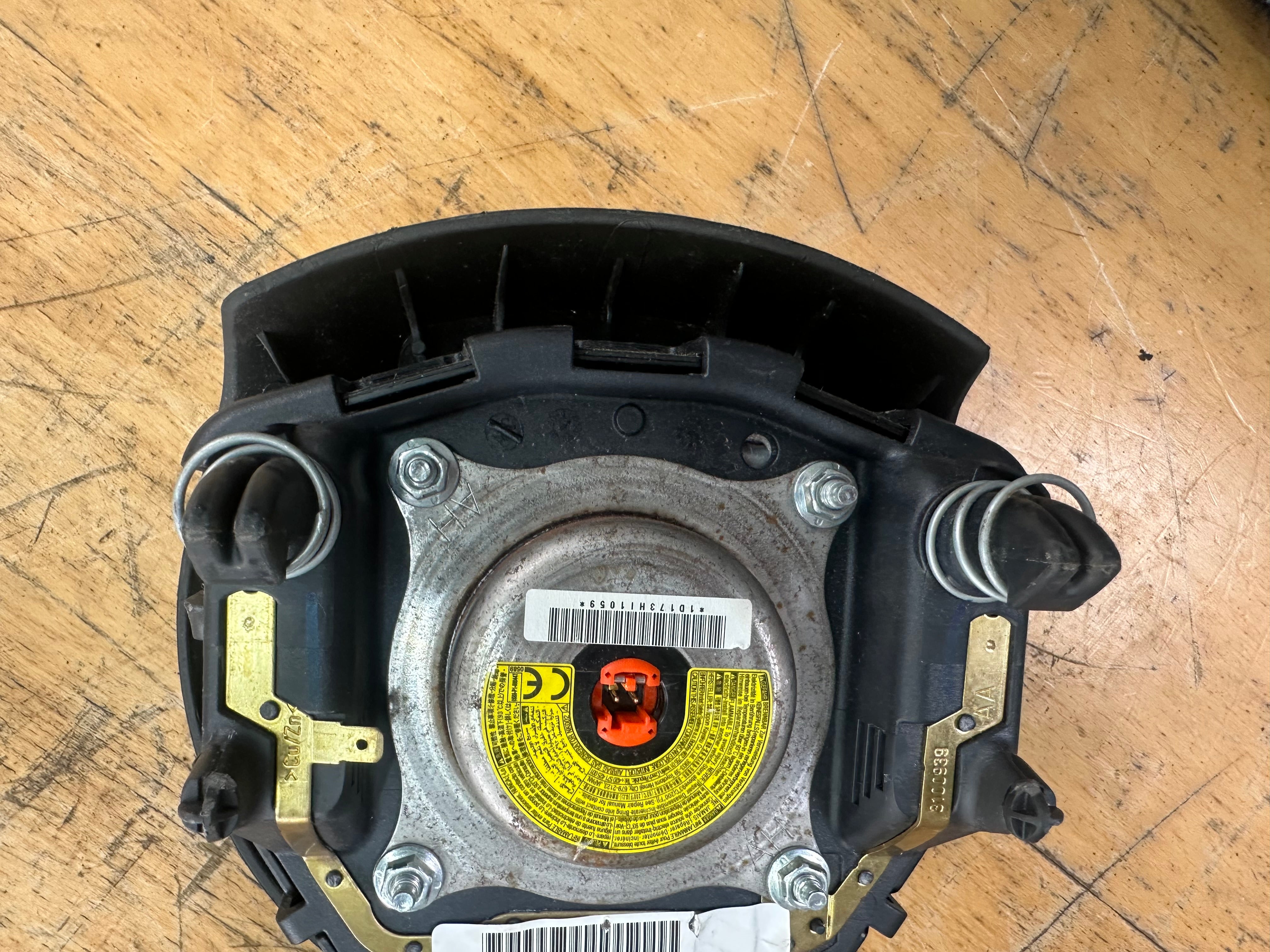 Toyota Yaris 2012 Driver’s Steering Wheel Abag (45019-0D420) (310565699B4U-AA)