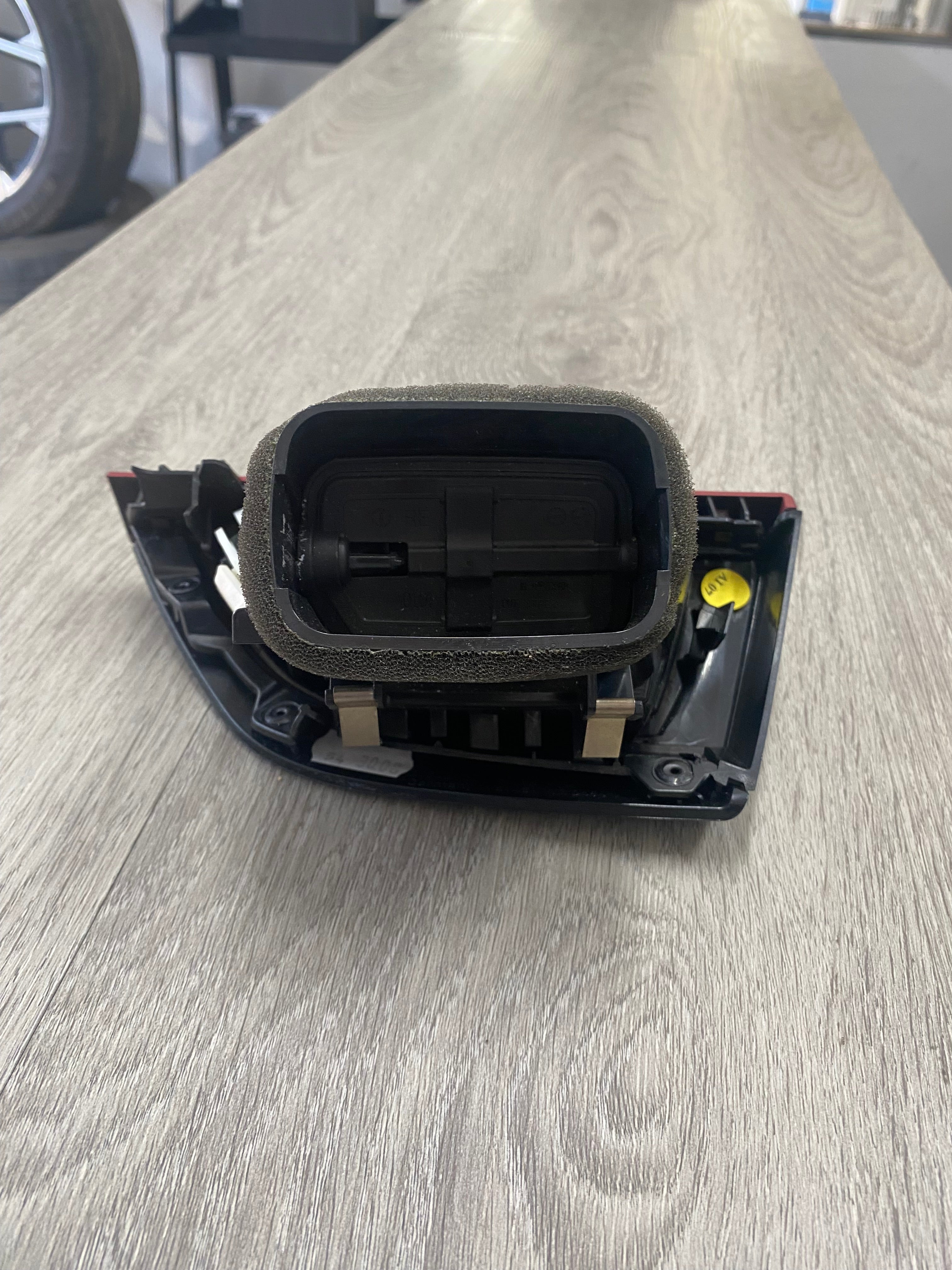 BMW 1 Series F20 Driver Side Dashboard Air Vent – 2011–2015