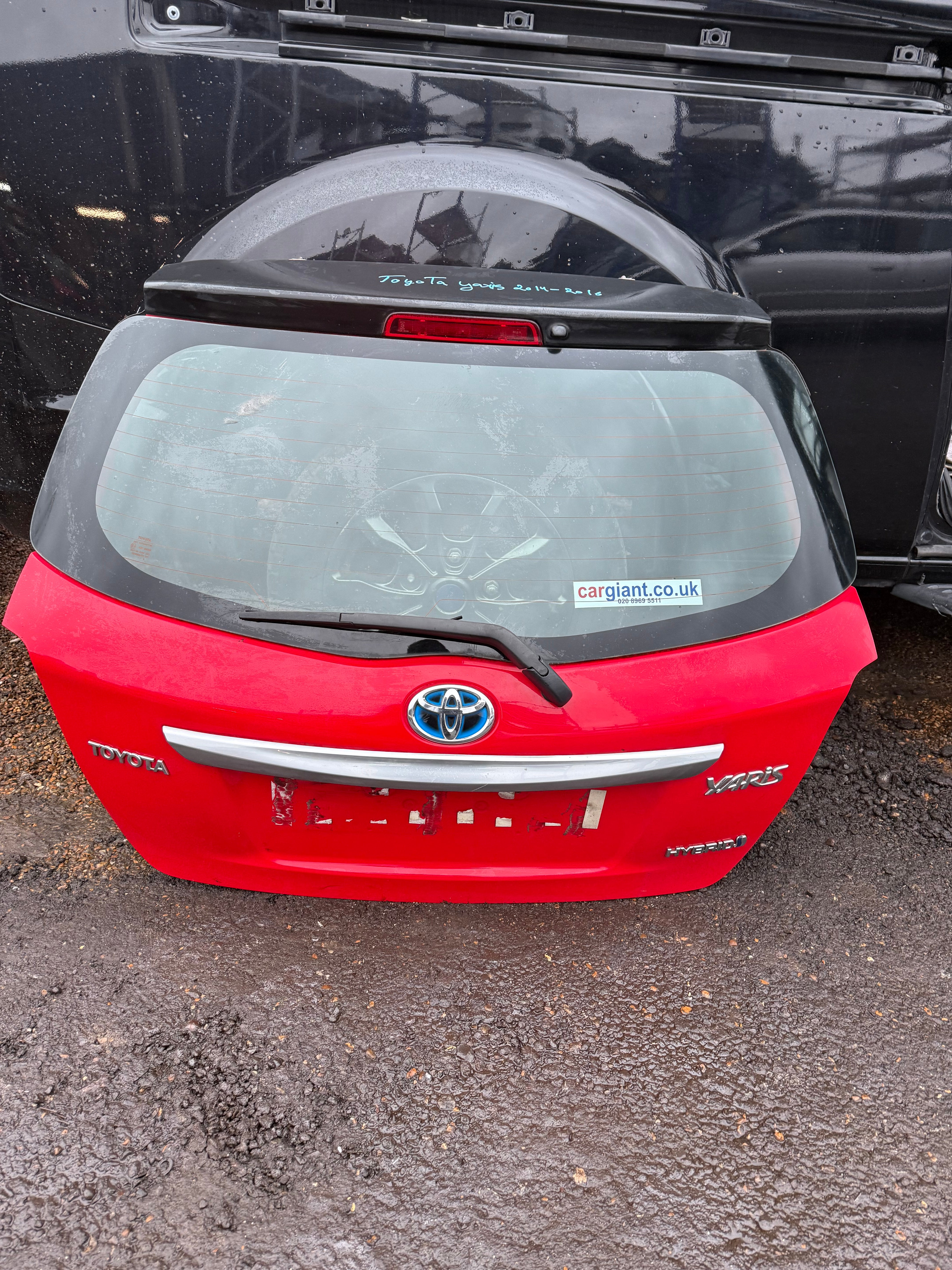 Toyota Yaris 2014-2016 Tailgate