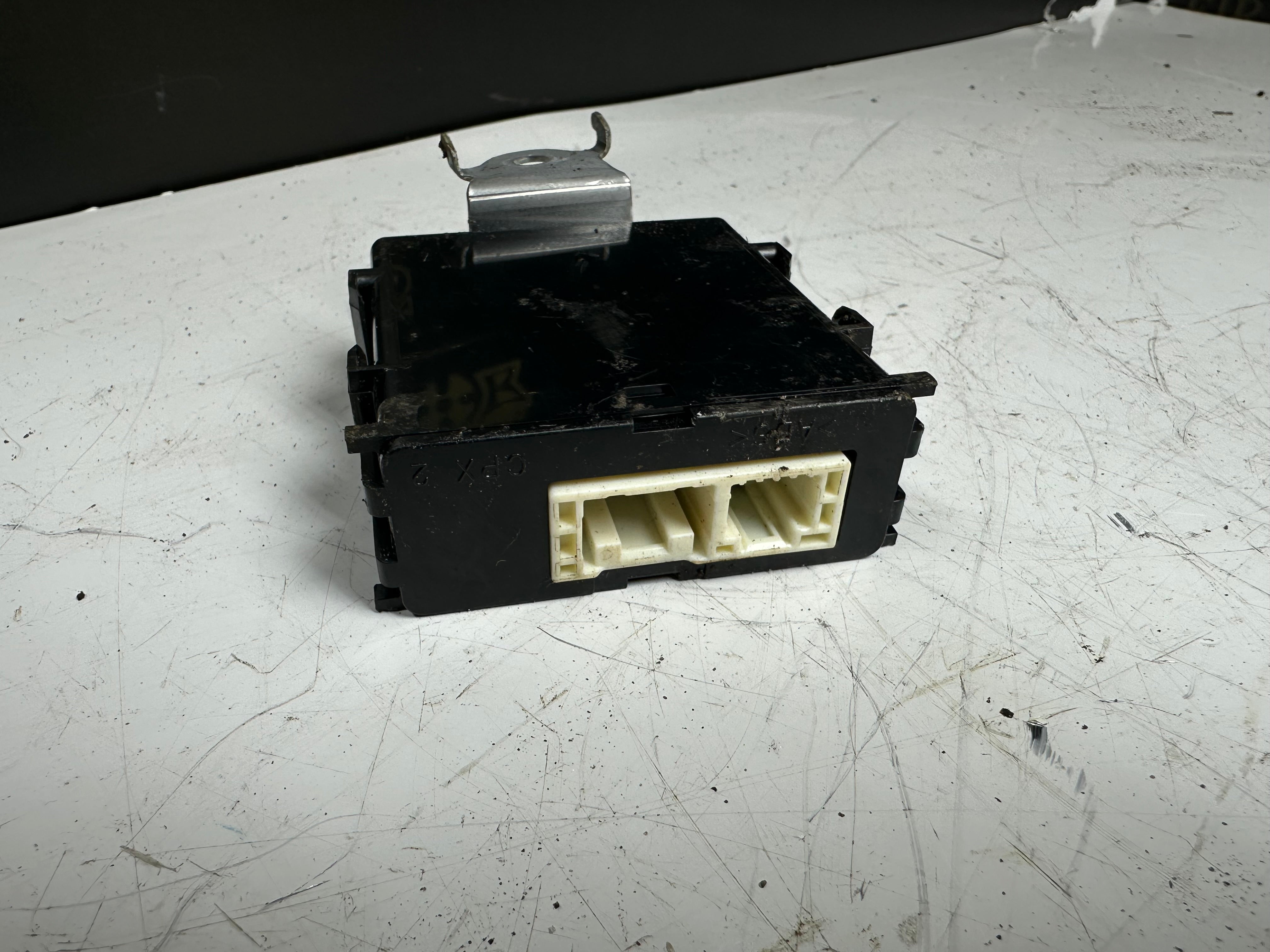 Toyota Yaris Wiper Relay (85940-K0010) (236000-0061)