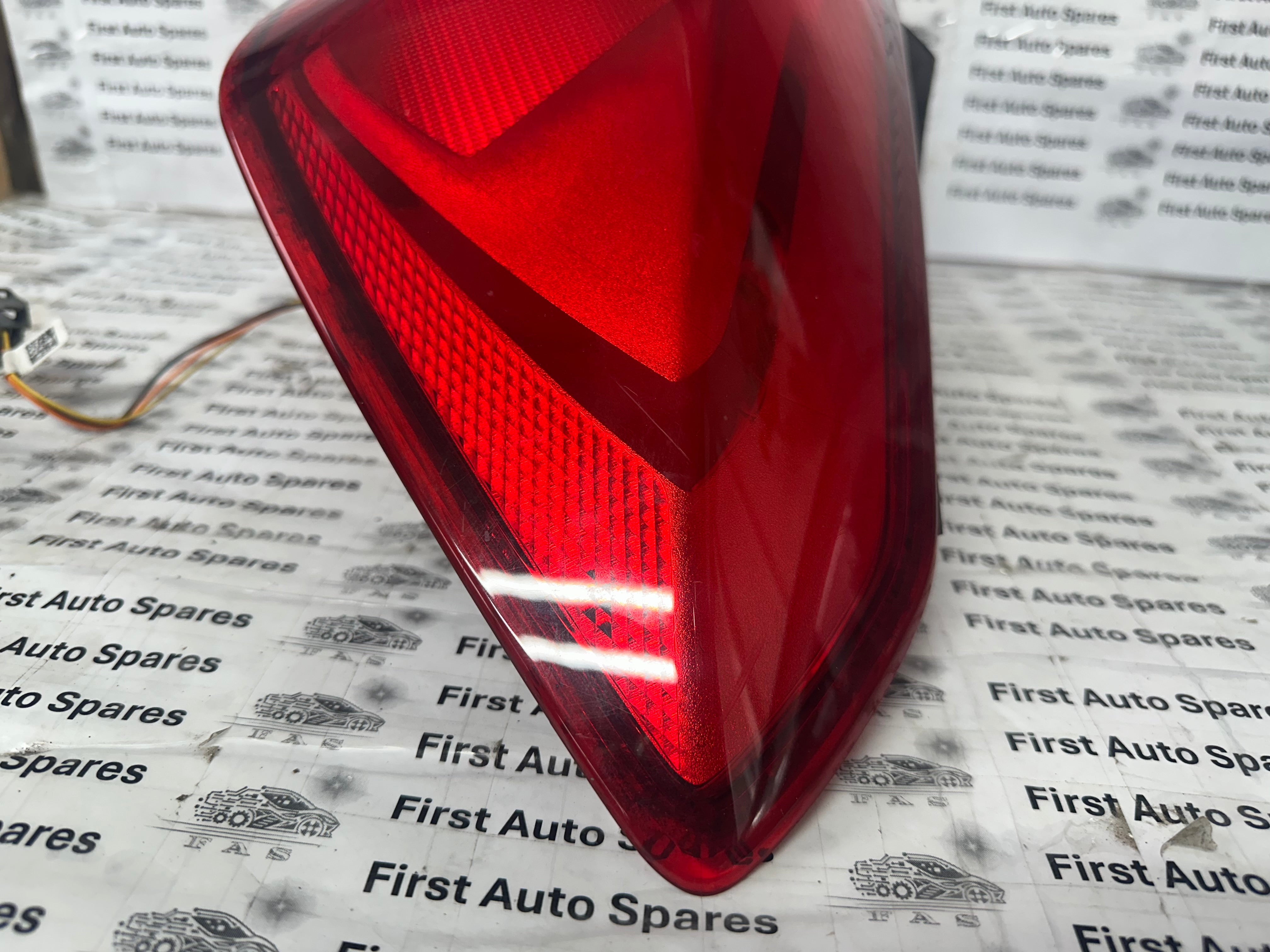 Ford Focus 2020 Right Rear Taillight (JX7B-13404-CE)
