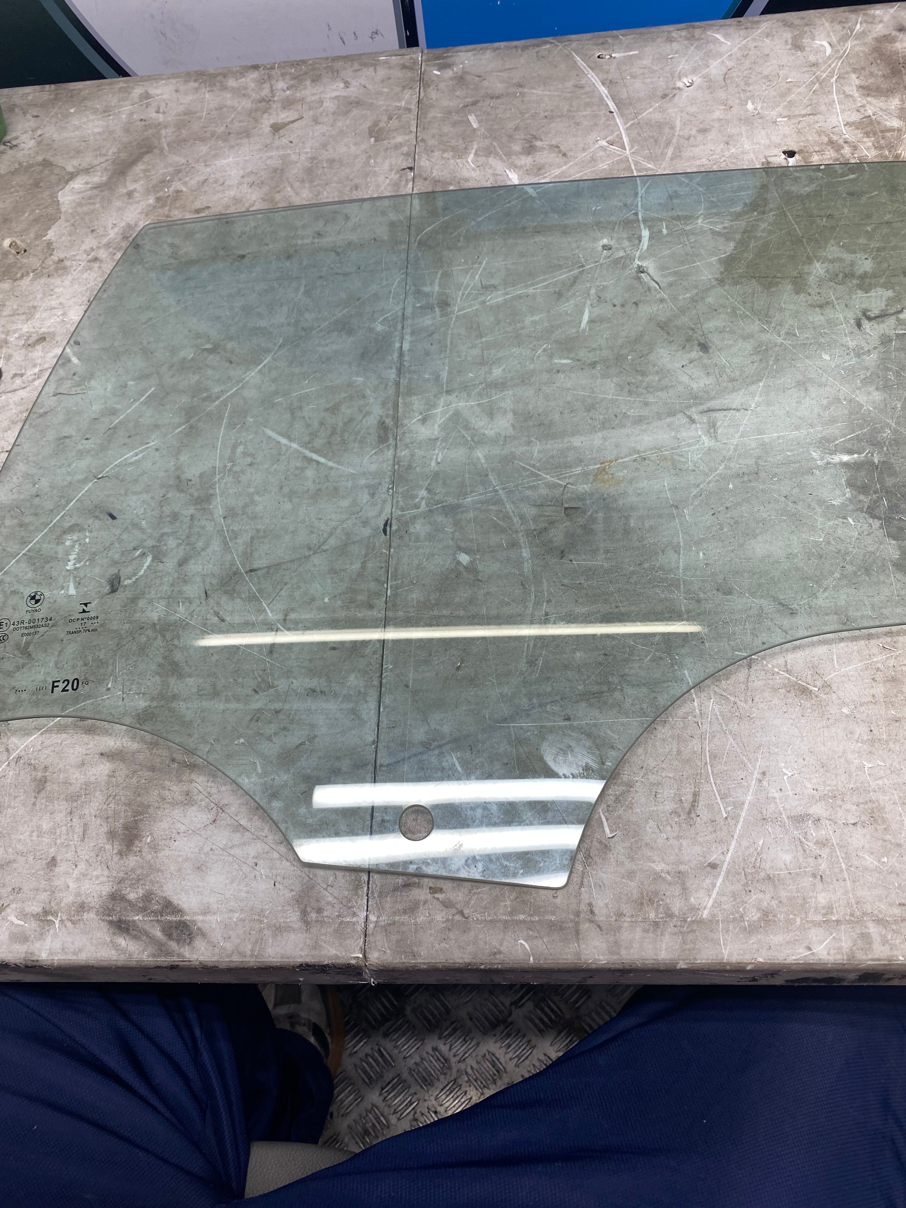 BMW 1 Series F20 Rear Window Glass – 2011–2019