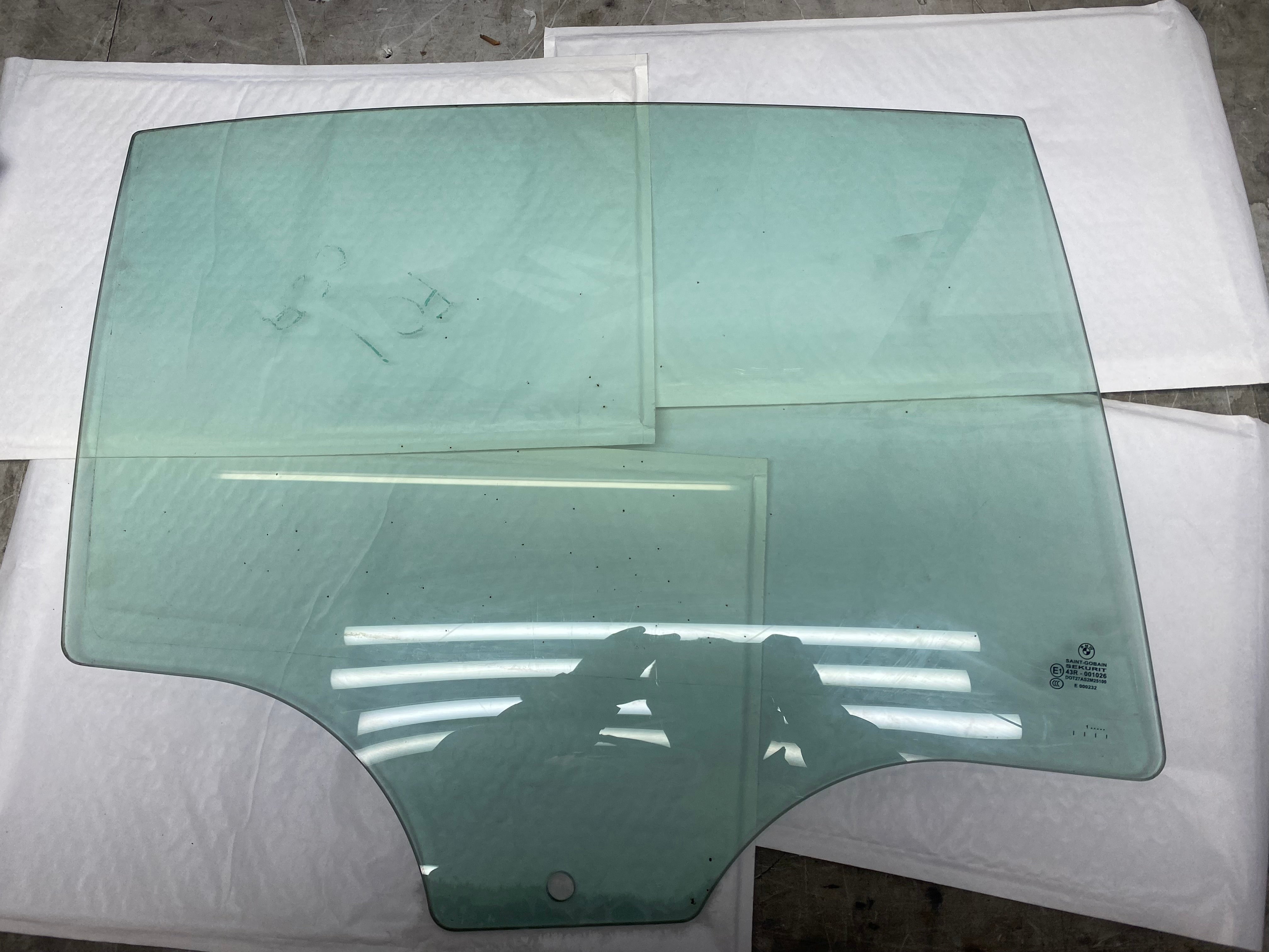 BMW 7 Series F01 Rear Driver Side Window Glass 2008–2015