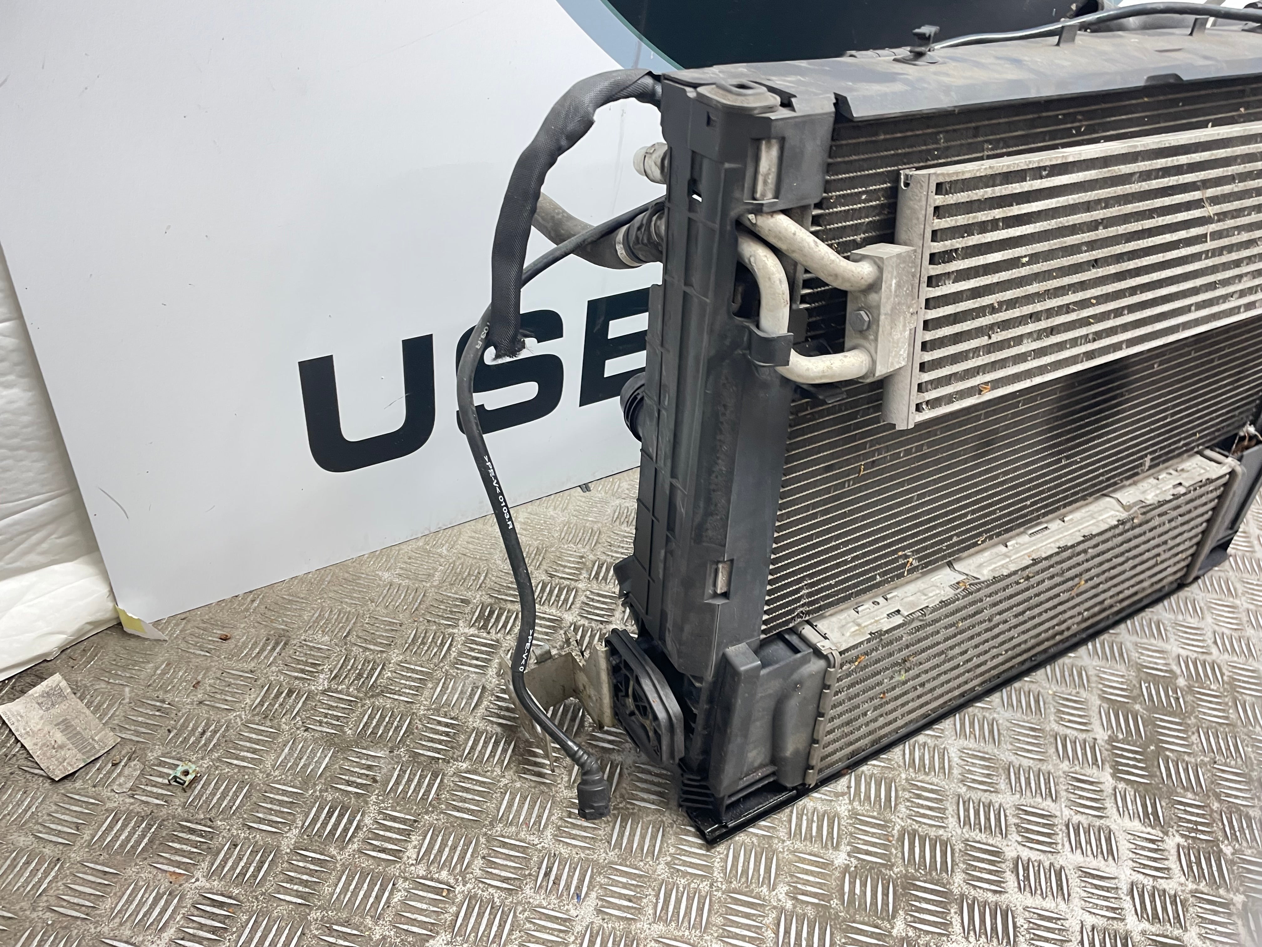 BMW 3 Series F30 Hybrid Front Radiator Pack – 2012–2018 (8672105)