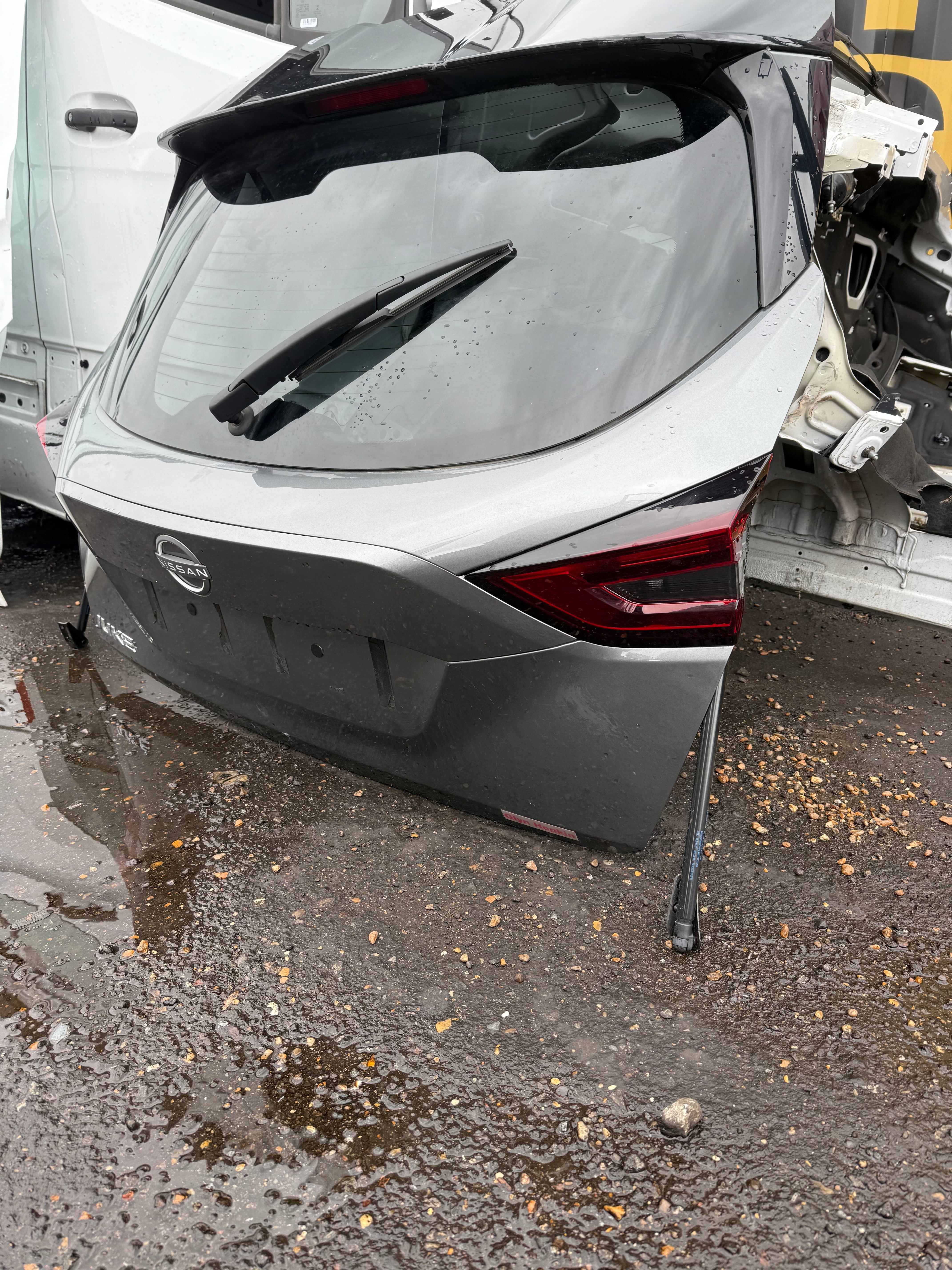 Nissan Juke 2022 Complete Tailgate