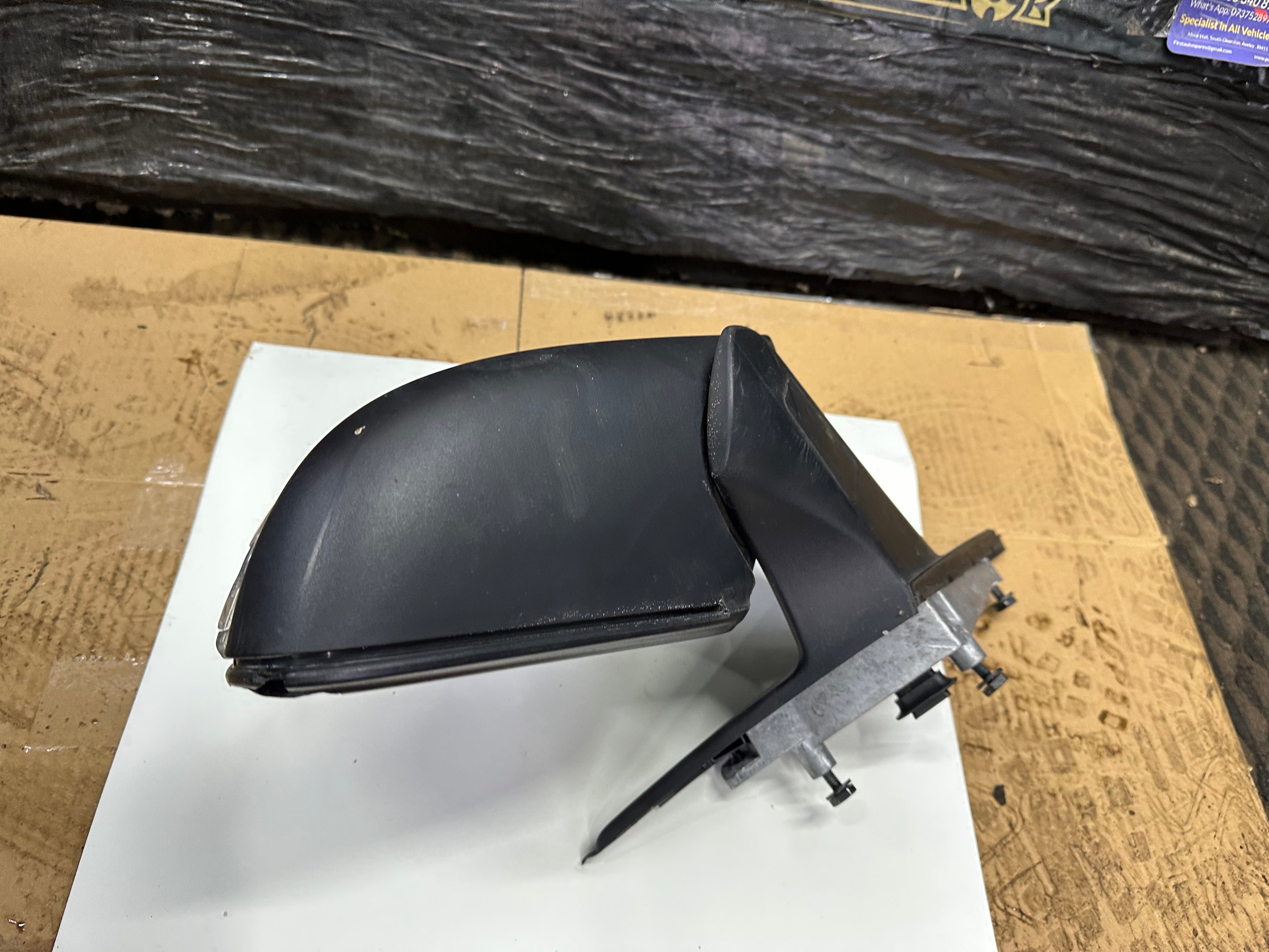 BMW 1 Series F40 Driver’s Right Wing Mirror – 6-Pin Plug (F0192108RLR1)