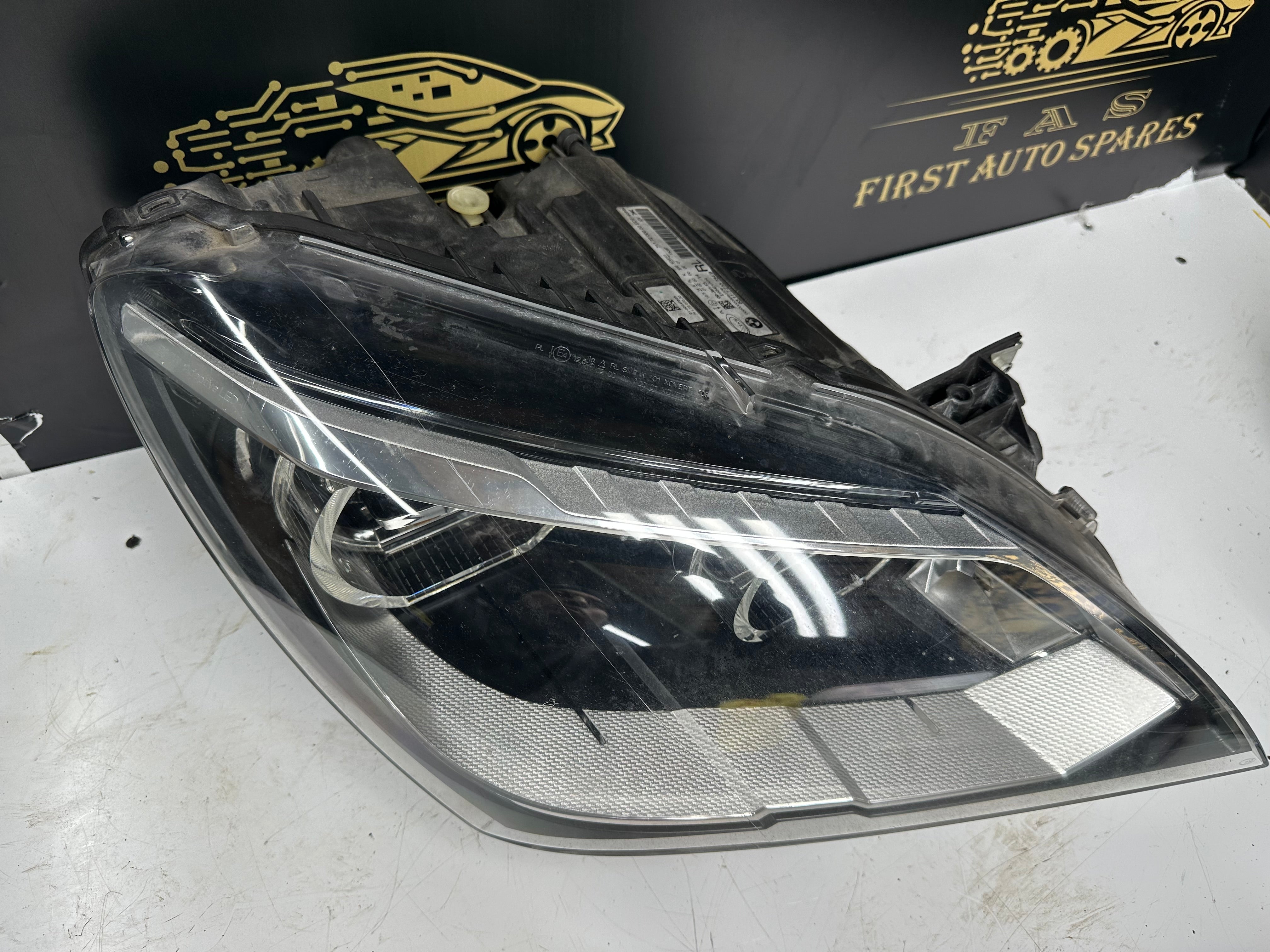BMW 6 Series F06 F12 M6 Adaptive LED Right Complete Headlight (63.11-7255734.9)