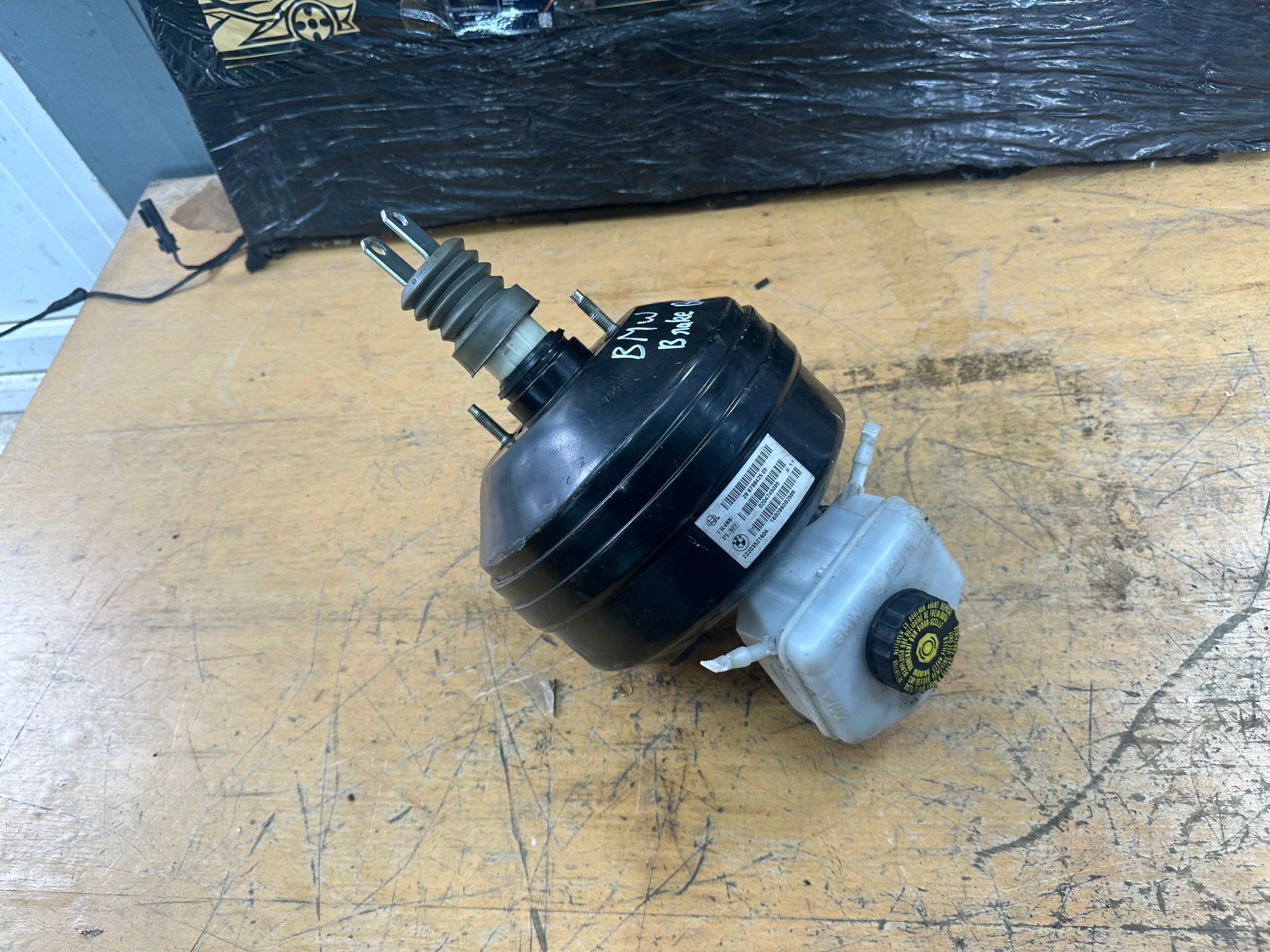 BMW 3 Series F30 2016 Brake Servo with Master Cylinder (29 6798425 05) (0204745095)