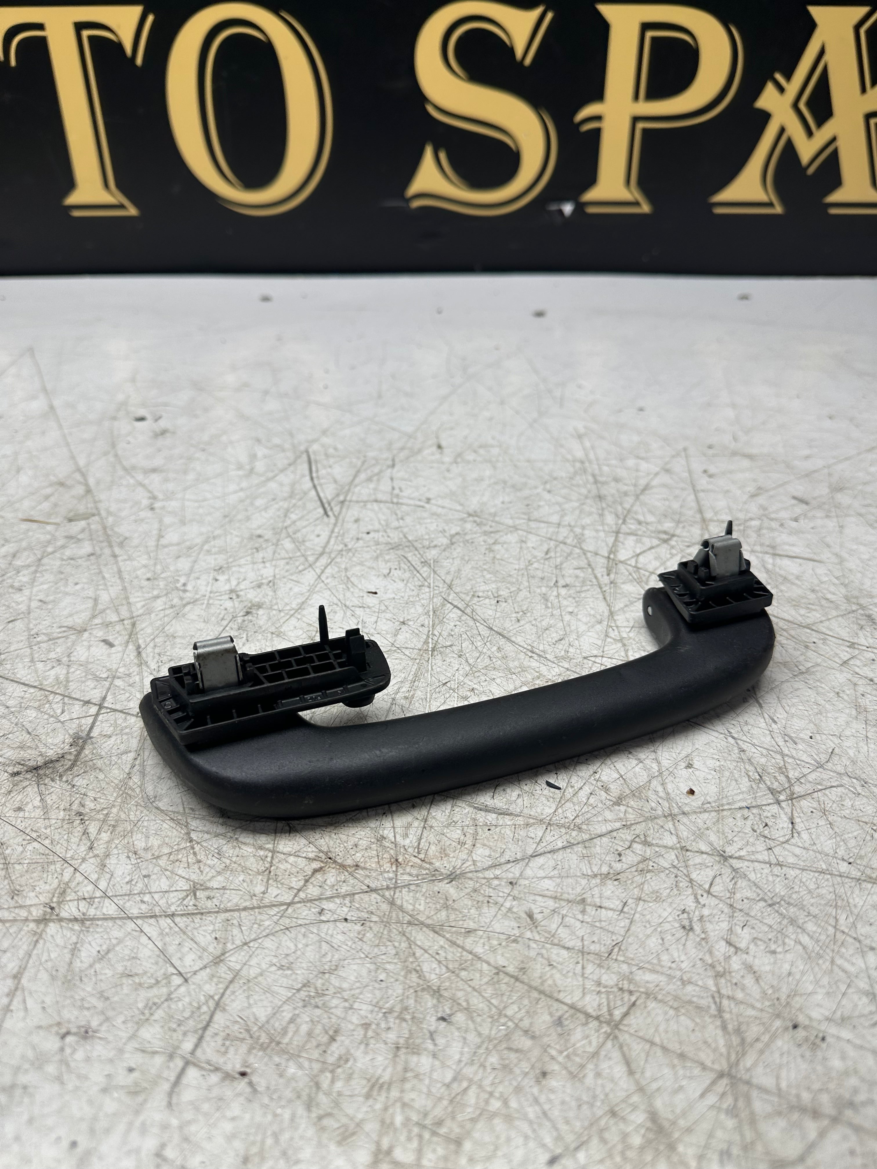 BMW iX3 G08 Front Right Roof Grab Handle – PA6GF30