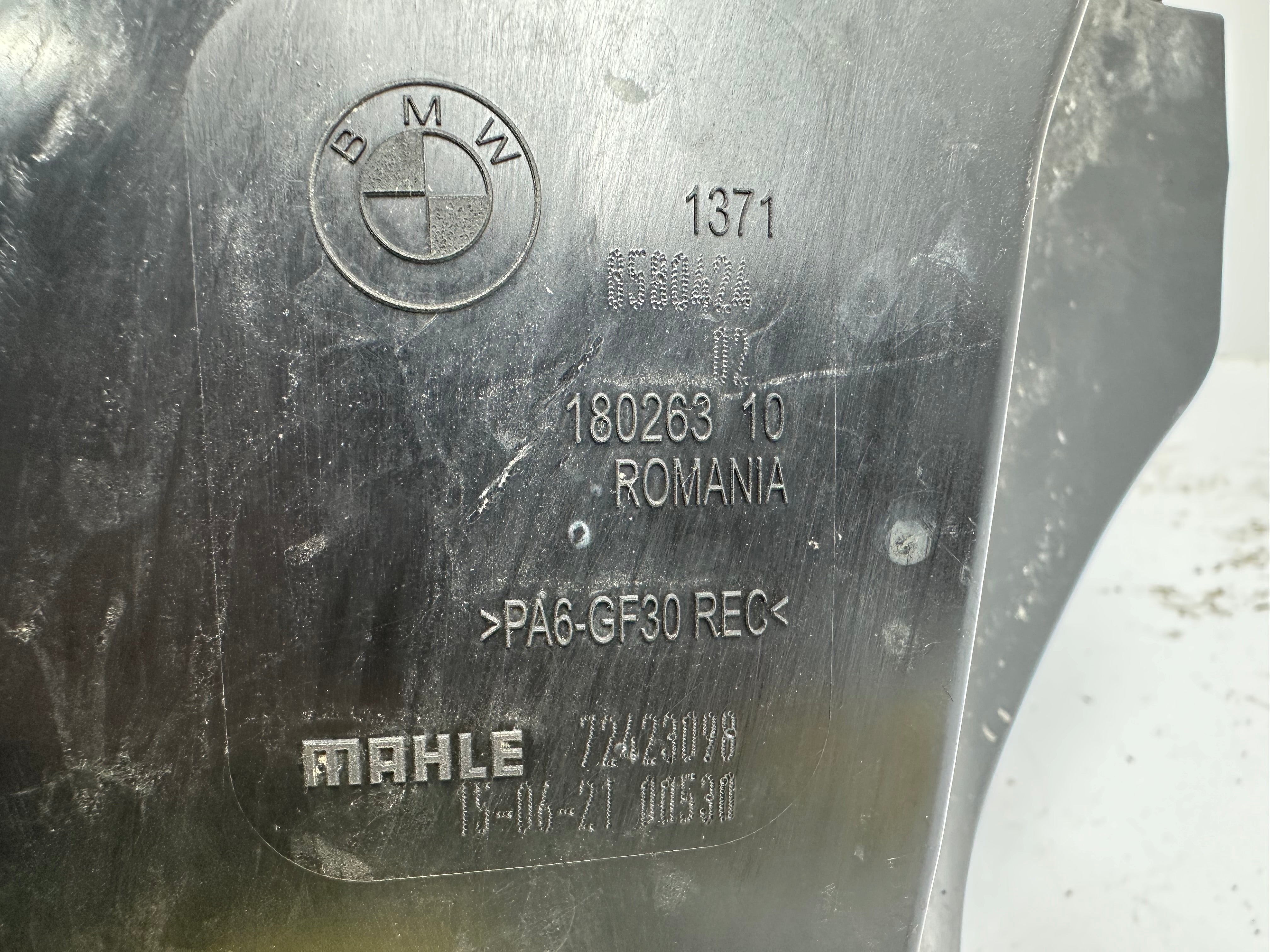 BMW 3 & 4 Series Intake Silencer Air Filter Box (180263-10) (AD858042402)