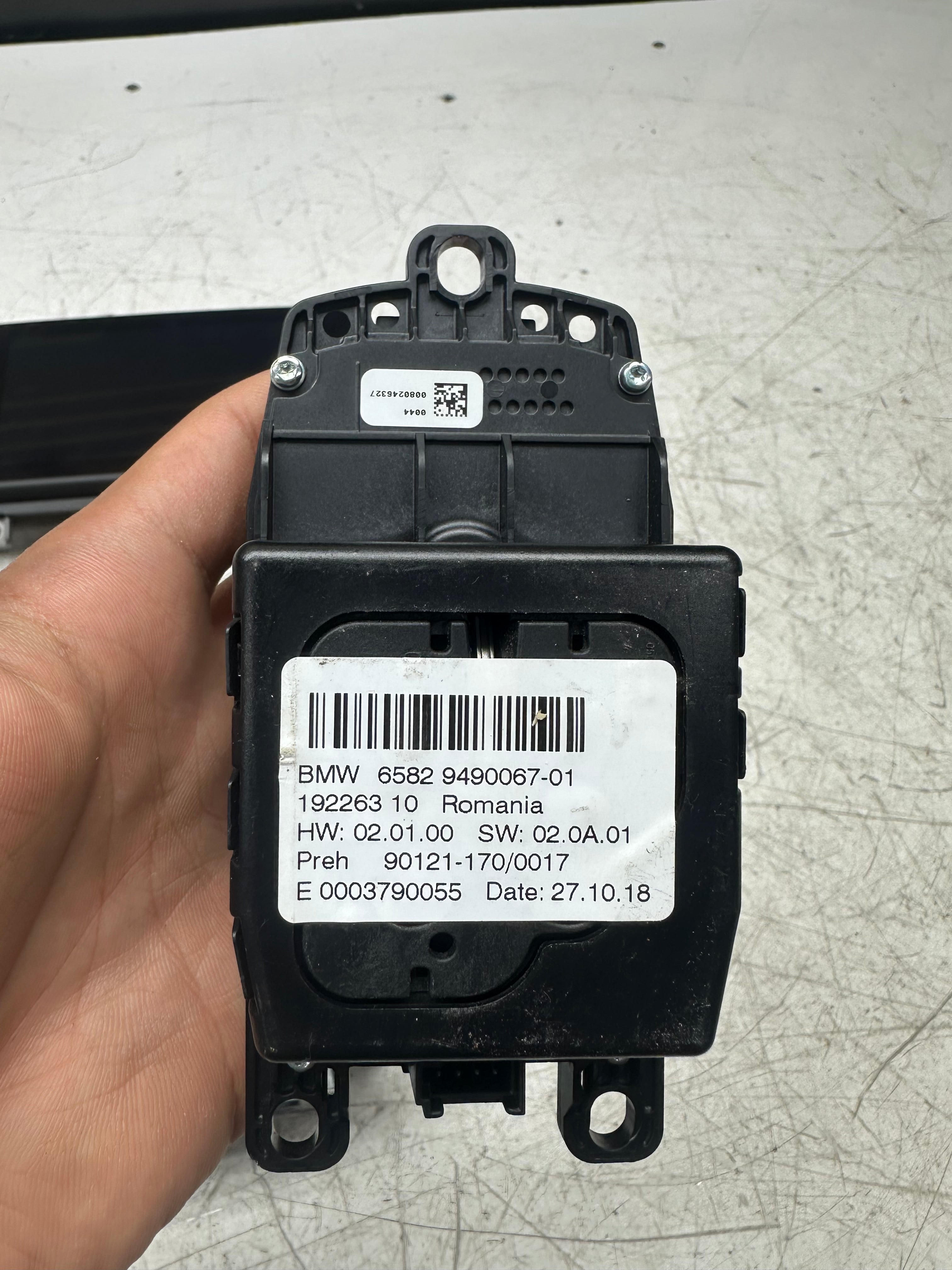 BMW 2 Series Gran Tourer F46 Display Kit / iDrive Controller 9139899 / 9490067 / 8803368