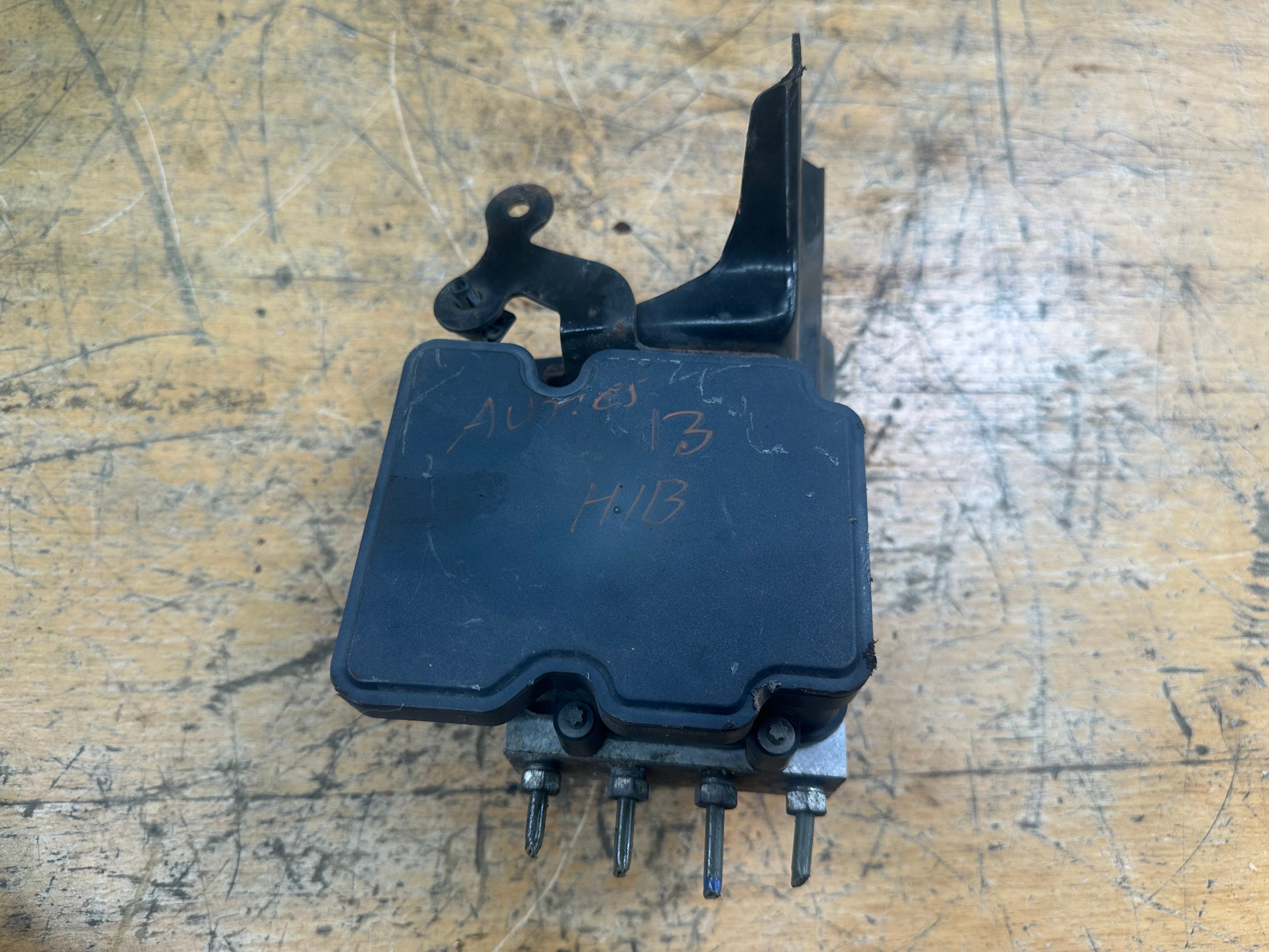 Toyota Auris 2012-2019 ABS Pump (44540-02380)