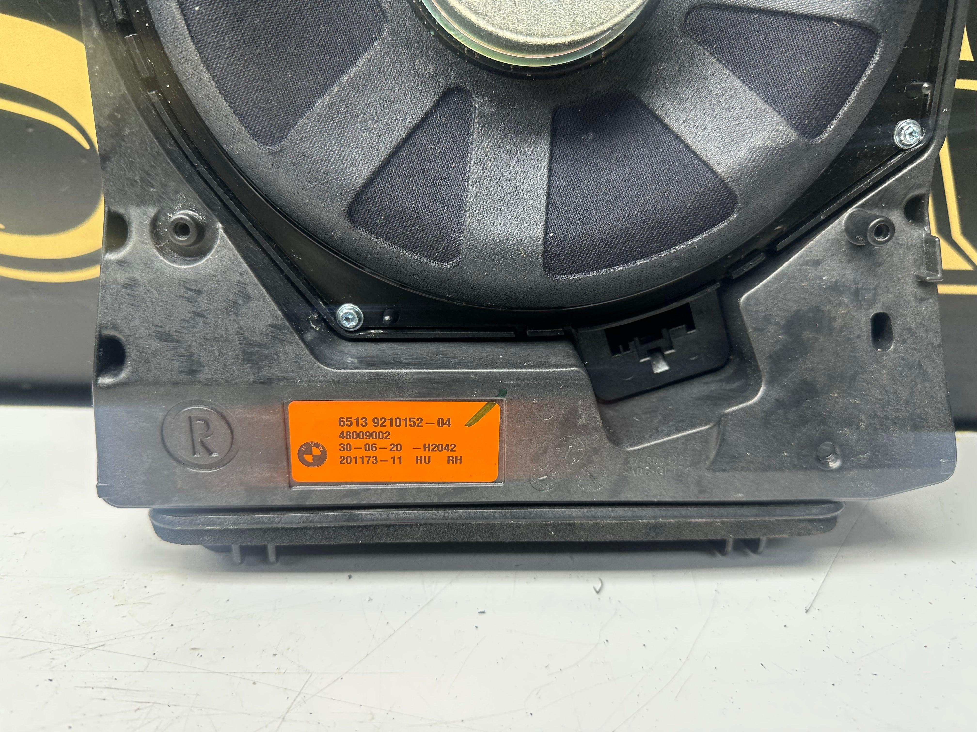 BMW 4 Series Harman Kardon Subwoofer Speakers Set (65139210151-04) (65139210152-04)